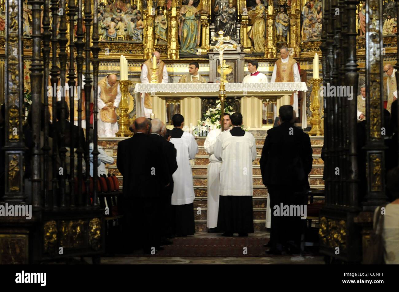 Archdc Toledo 04-17-14 settimana Santa 2014. Giovedì Santo. Messa e processione nella cattedrale foto: Luna Revenga. Crediti: Album / Archivo ABC / Luna Revenga Foto Stock