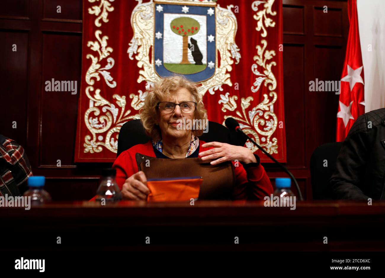 Madrid, 17/01/2018. Manuela Carmena visita il Consiglio distrettuale di Tetuán. Foto: Oscar del Pozo Archdc. Crediti: Album / Archivo ABC / Oscar del Pozo Foto Stock