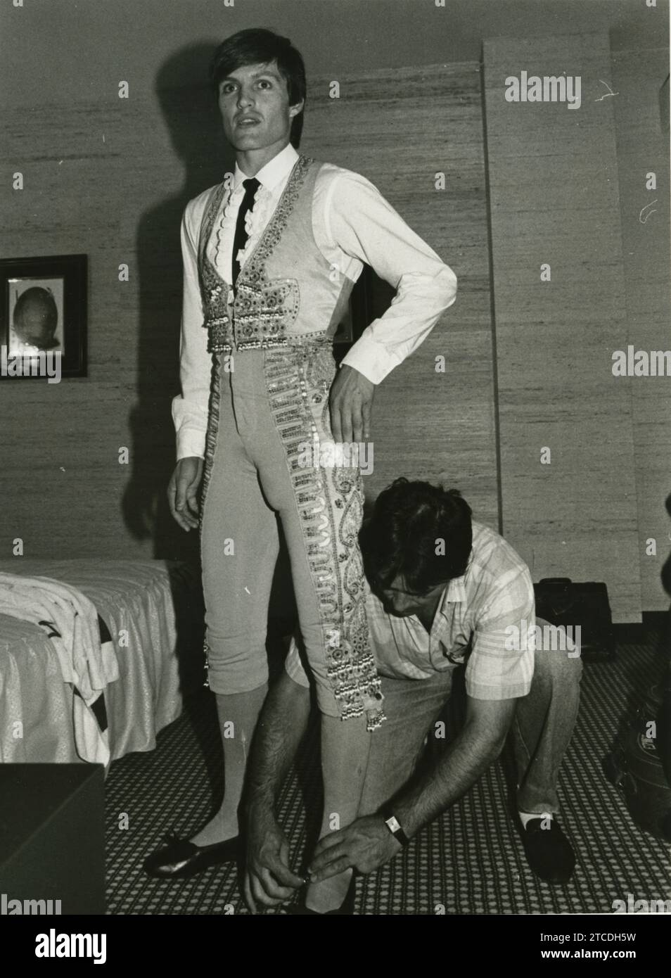 Madrid, 19/09/1986. Un'immagine di Juan Antonio Ruiz "Espartaco", vestito prima di uscire a combattere. Crediti: Album / Archivo ABC / Jaime Pato Foto Stock