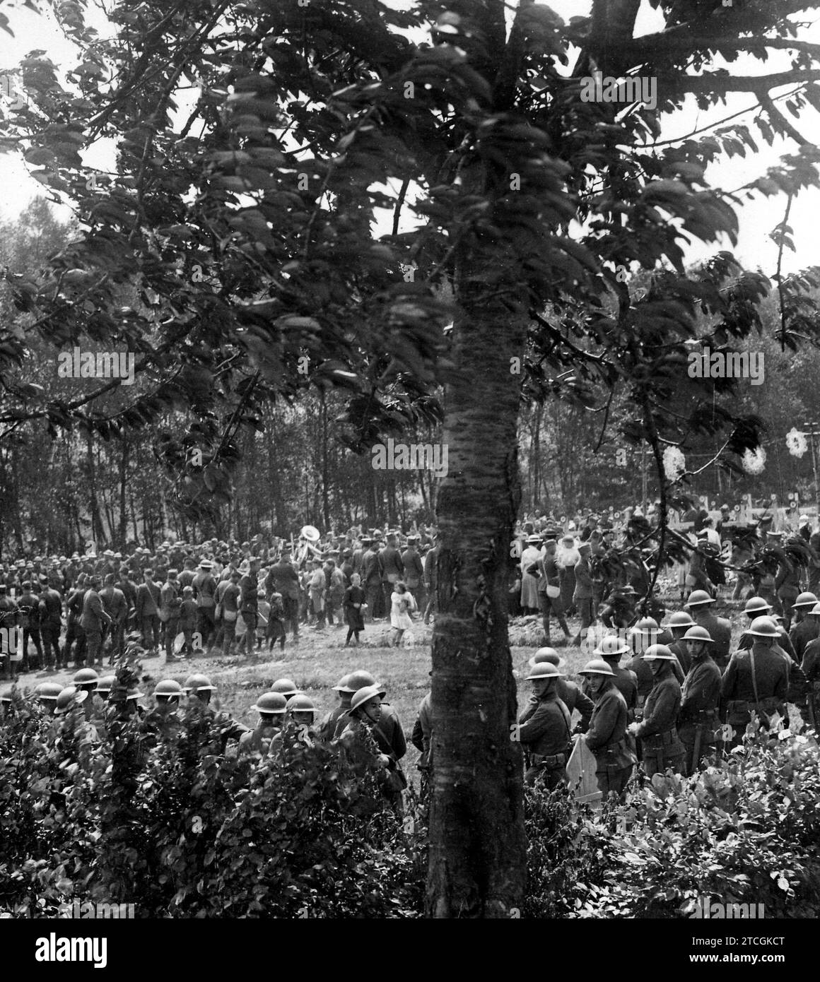08/31/1918. Nordamericani in guerra. Cerimonie funebri per soldati yankee uccisi sul fronte Lorena. Crediti: Album / Archivo ABC Foto Stock