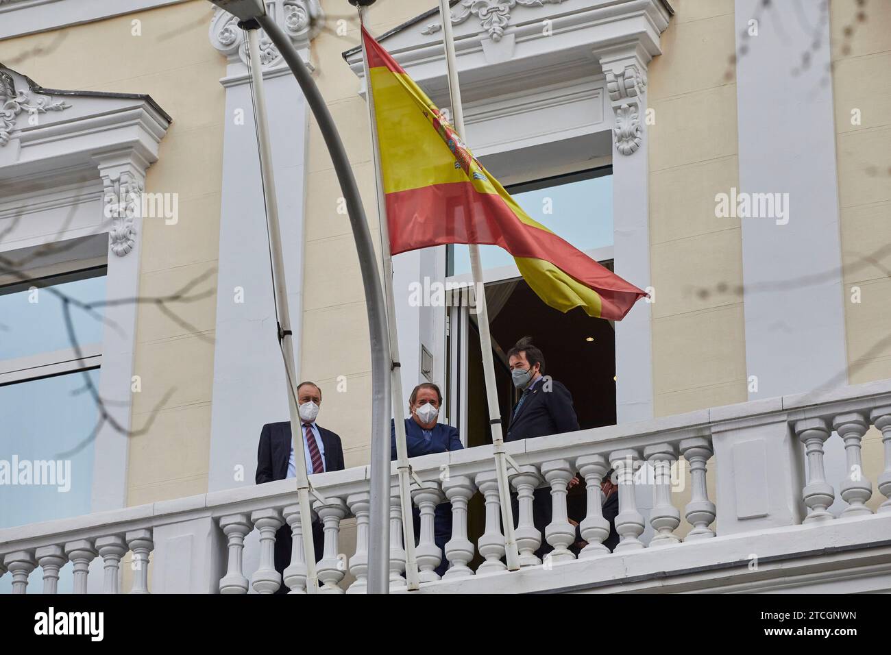 Madrid, 02/25/2021. Sede del Consiglio generale della magistratura, in via Marqués de la Ensenada. Riunione del Consiglio. Vocali. Nell'immagine, Álvaro Cuesta Martínez, Rafael Fernández Valverde e Vicente Guilarte Gutiérrez. Foto: Guillermo Navarro. ARCHDC. Crediti: Album / Archivo ABC / Guillermo Navarro Foto Stock