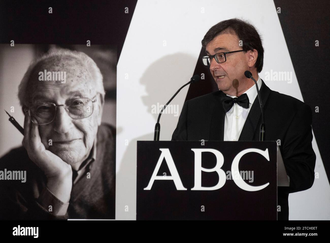 Madrid, 22/06/2021. I re di Spagna Don Felipe e Doña Letizia presentano i premi Mariano de Cavia, Luca de Tena e Mingote a Javier Cercas, José María Carrascal e Ricardo. Foto: De San Bernardo. ARCHDC. Crediti: Album / Archivo ABC / Eduardo San Bernardo Foto Stock