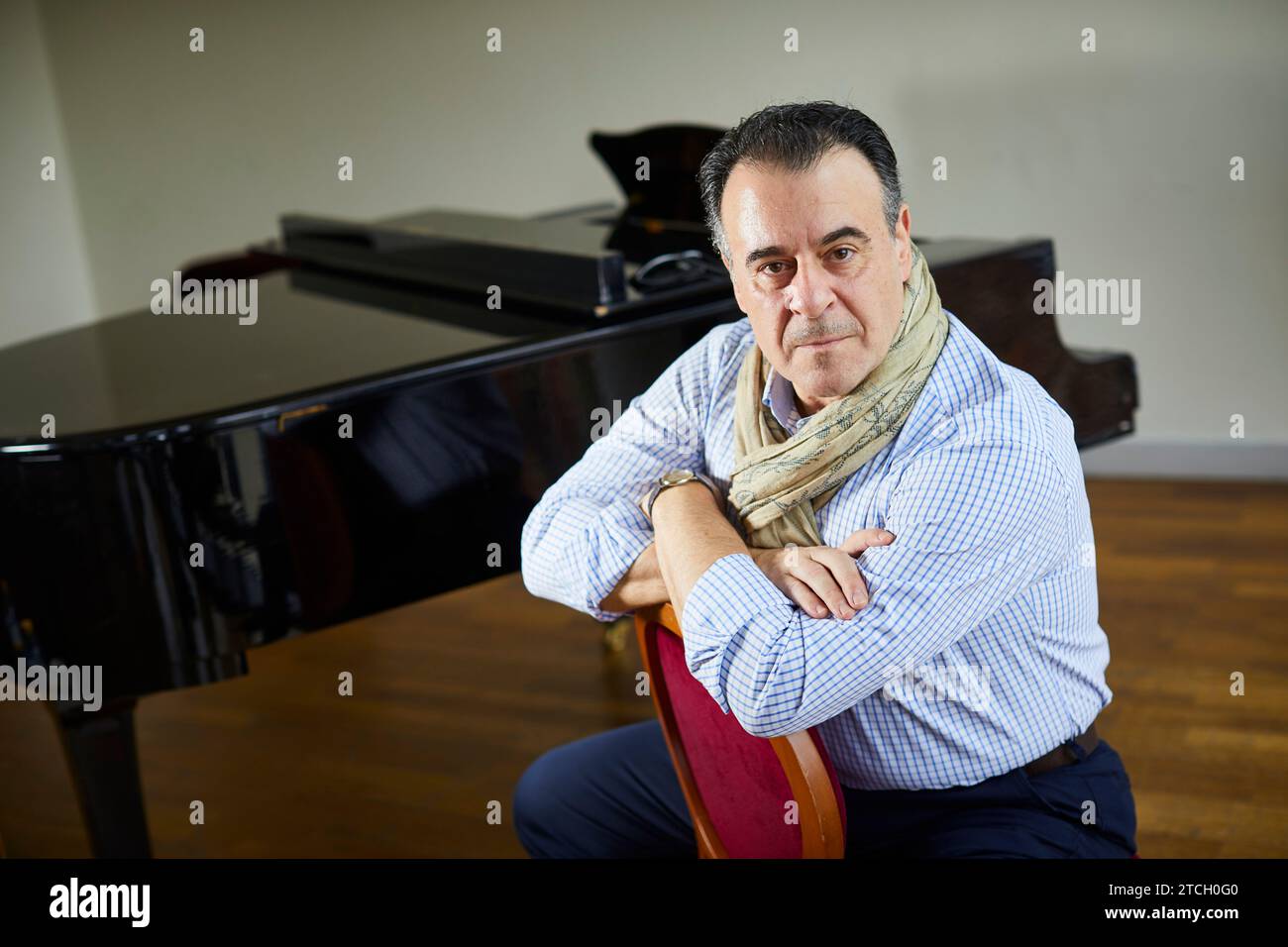Madrid, 18/06/2021. Intervista al baritono Carlos Álvarez in una delle sale del Teatro Real. Foto: Guillermo Navarro. ARCHDC. Crediti: Album / Archivo ABC / Guillermo Navarro Foto Stock
