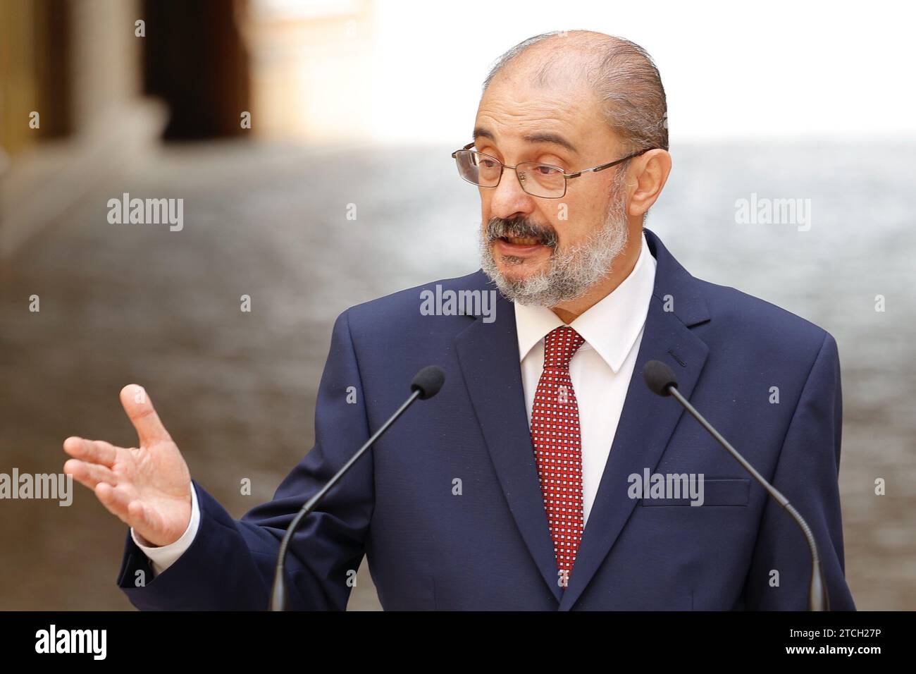 Saragozza, 07/23/2021. Il presidente di Aragón, Javier Lambán, fa il punto della gestione a metà mandato della legislatura insieme al vicepresidente e consulente dell'industria, Arturo Aliaga, ai consiglieri di Vertebration, José Luis Soro, e di Science, Maru Díaz e il resto del gabinetto. Foto: Fabián Simón. ARCHDC. Crediti: Album / Archivo ABC / Fabián Simón Foto Stock
