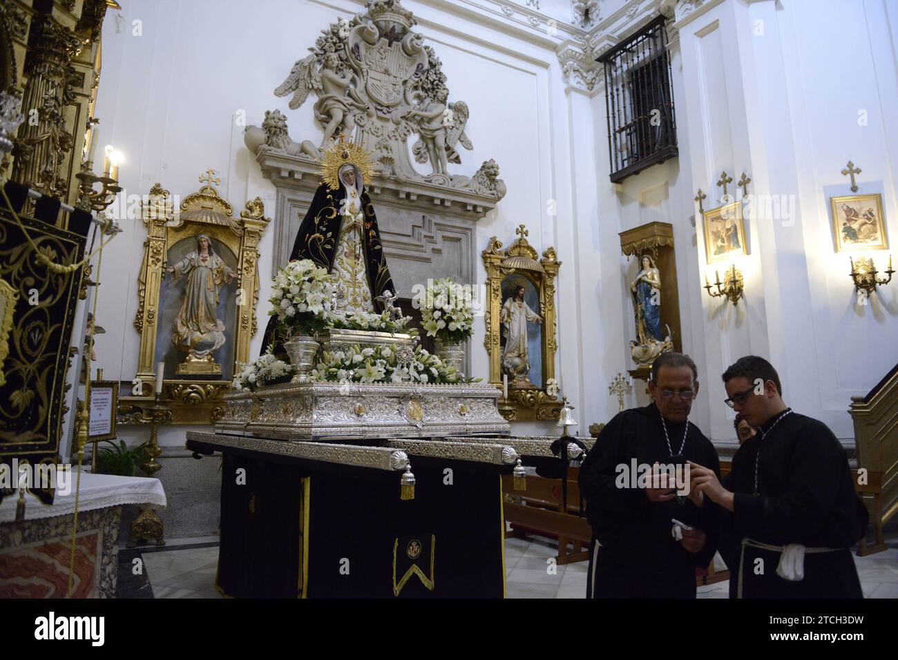 Madrid, 26/03/2016. Settimana Santa, sabato Santo. Processione di nostra Signora della solitudine El Desamparo. Foto: Maya Balanya Archdc. Crediti: Album / Archivo ABC / Maya Balanya Foto Stock