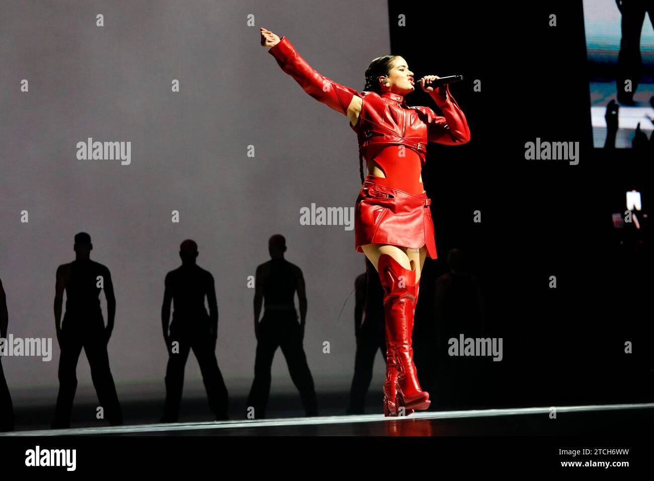 Madrid, 19/07/2022. Concerto di Rosalía al Wizink Center. Foto: Guillermo Navarro. ArchDC. Crediti: Album / Archivo ABC / Guillermo Navarro Foto Stock