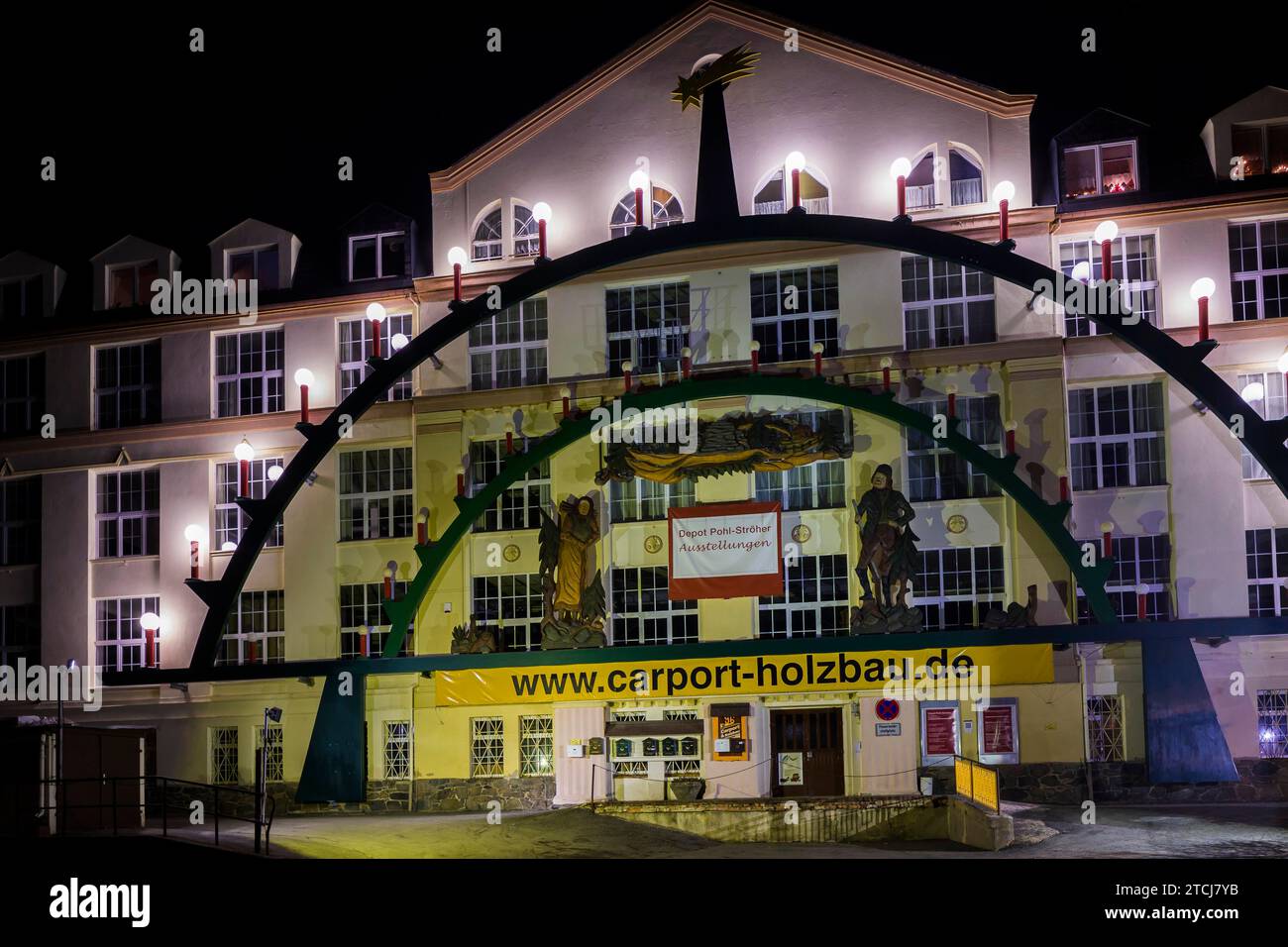 Arco di candela Gelenau l'arco di candela di Gelenau è nel Guinness dei primati. Il primo arco di candele al mondo fu realizzato nel 1740 dai blacksmi dei minatori Foto Stock