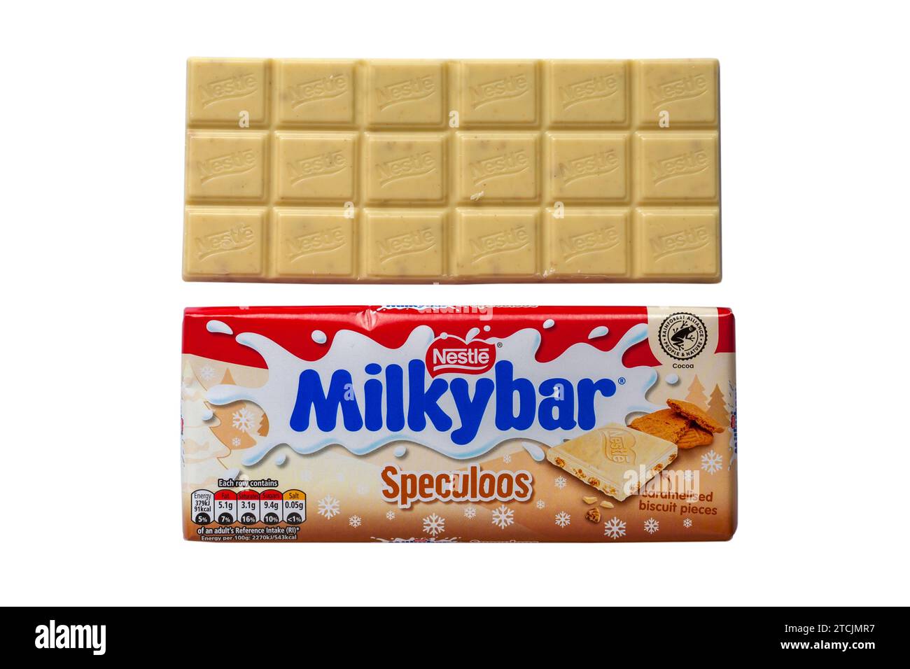 Bar del Nestle Milkybar Milky bar Speculoos White Chocolate Bar aperto per mostrare contenuti isolati su sfondo bianco Foto Stock