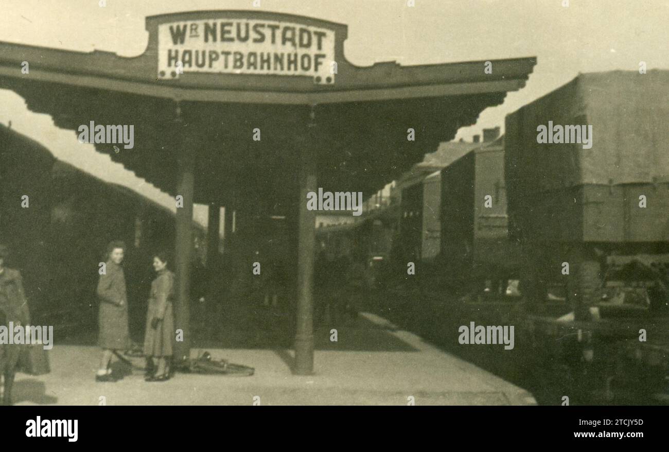 WR Neustadt hauptbahnhof München, Germania - 1940 Foto Stock