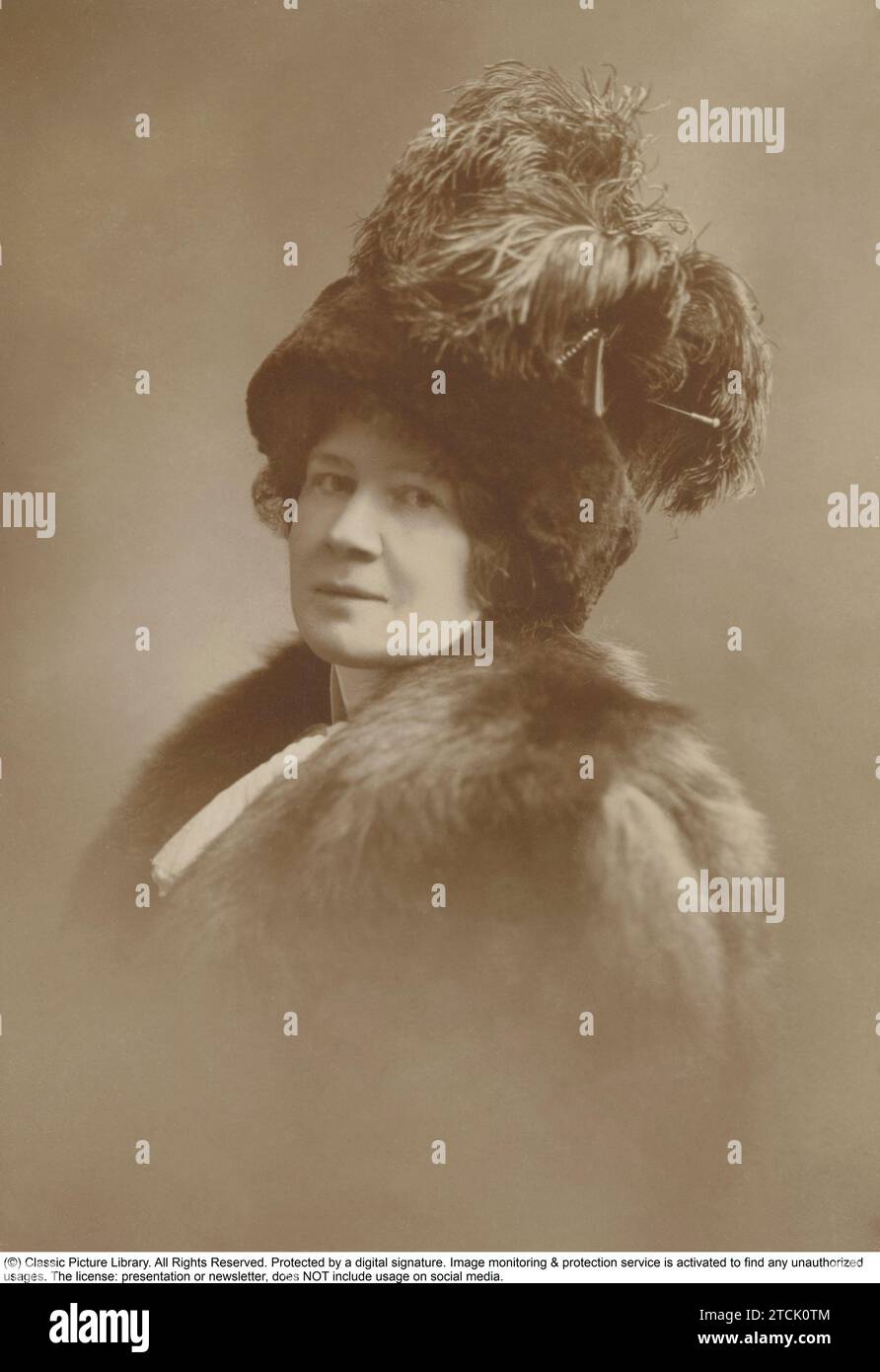 Jenny Eugenia Nyström nato il 13 giugno 1854 a Kalmar, Svezia – 17 gennaio 1946 a Stoccolma. Era una pittrice e illustratrice conosciuta principalmente come la creatrice dell'immagine svedese di come dovrebbe apparire un babbo natale sulle cartoline di Natale e sulle copertine delle riviste, collegando così la versione svedese di Babbo Natale agli gnomi e al tomtar del folklore scandinavo. anni '1930 Foto Stock Jenny Eugenia Nyström nato il 13 giugno 1854 a Kalmar, Svezia – 17 gennaio 1946 a Stoccolma. Era una pittrice e illustratrice conosciuta principalmente come la creatrice dell'immagine svedese di come dovrebbe apparire un babbo natale sulle cartoline di Natale e sulle copertine delle riviste, collegando così la versione svedese di Babbo Natale agli gnomi e al tomtar del folklore scandinavo. anni '1930 Foto Stock