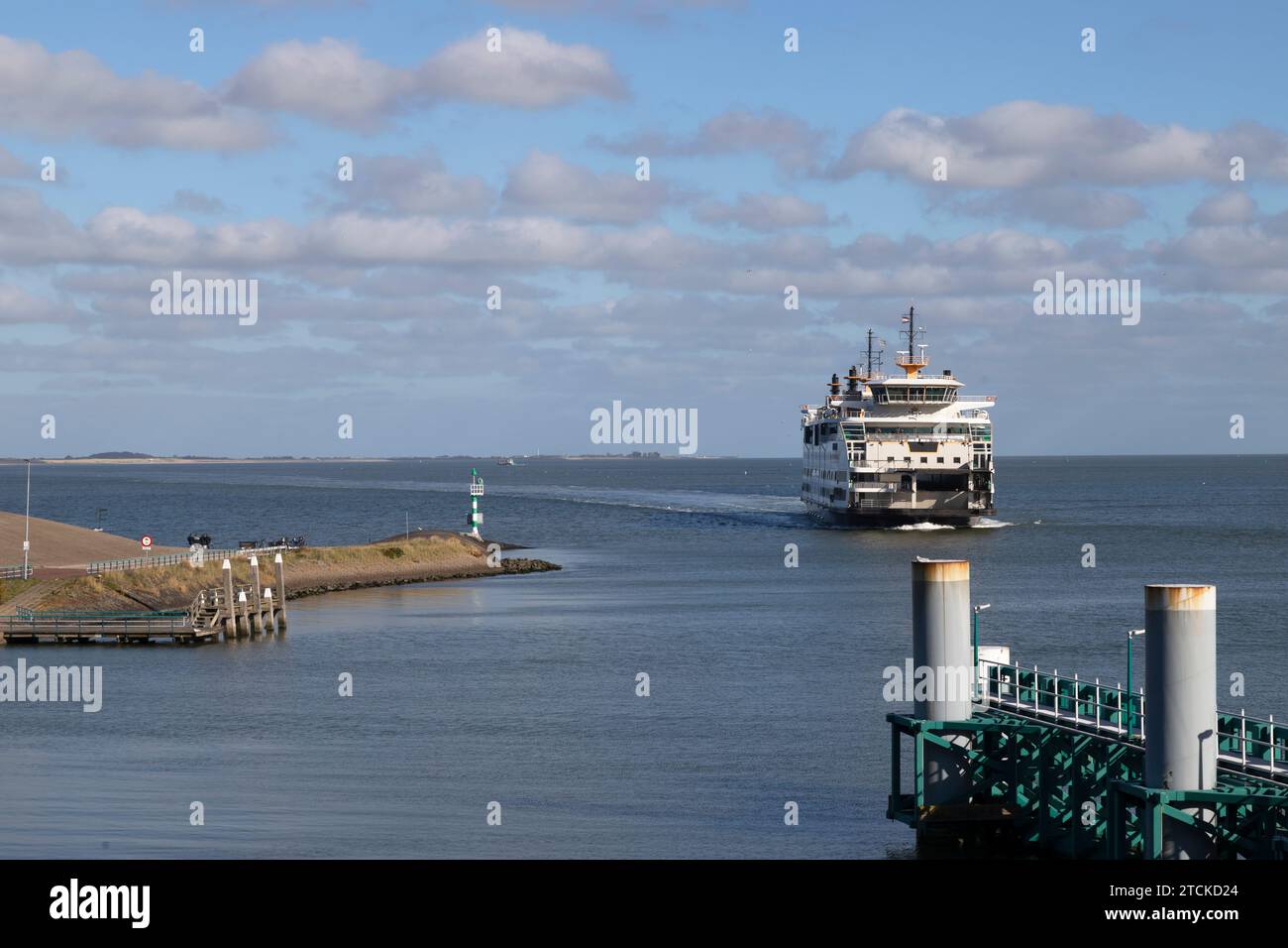 Traghetto da Den Helder sulla strada per l'isola Wadden di Texel. Foto Stock