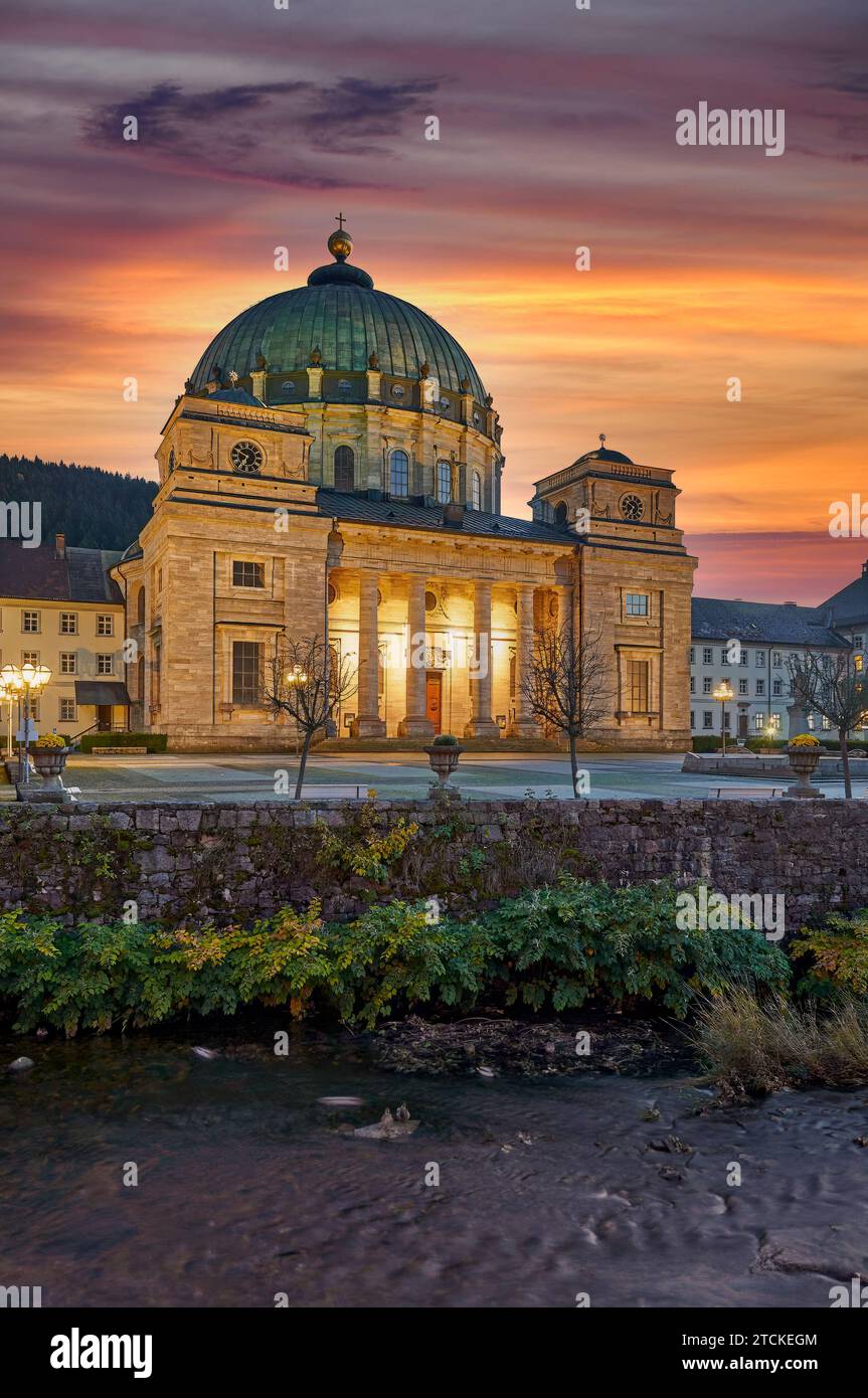 Monastero di Sankt Blasien con cupola, Foresta Nera, Germania Foto Stock