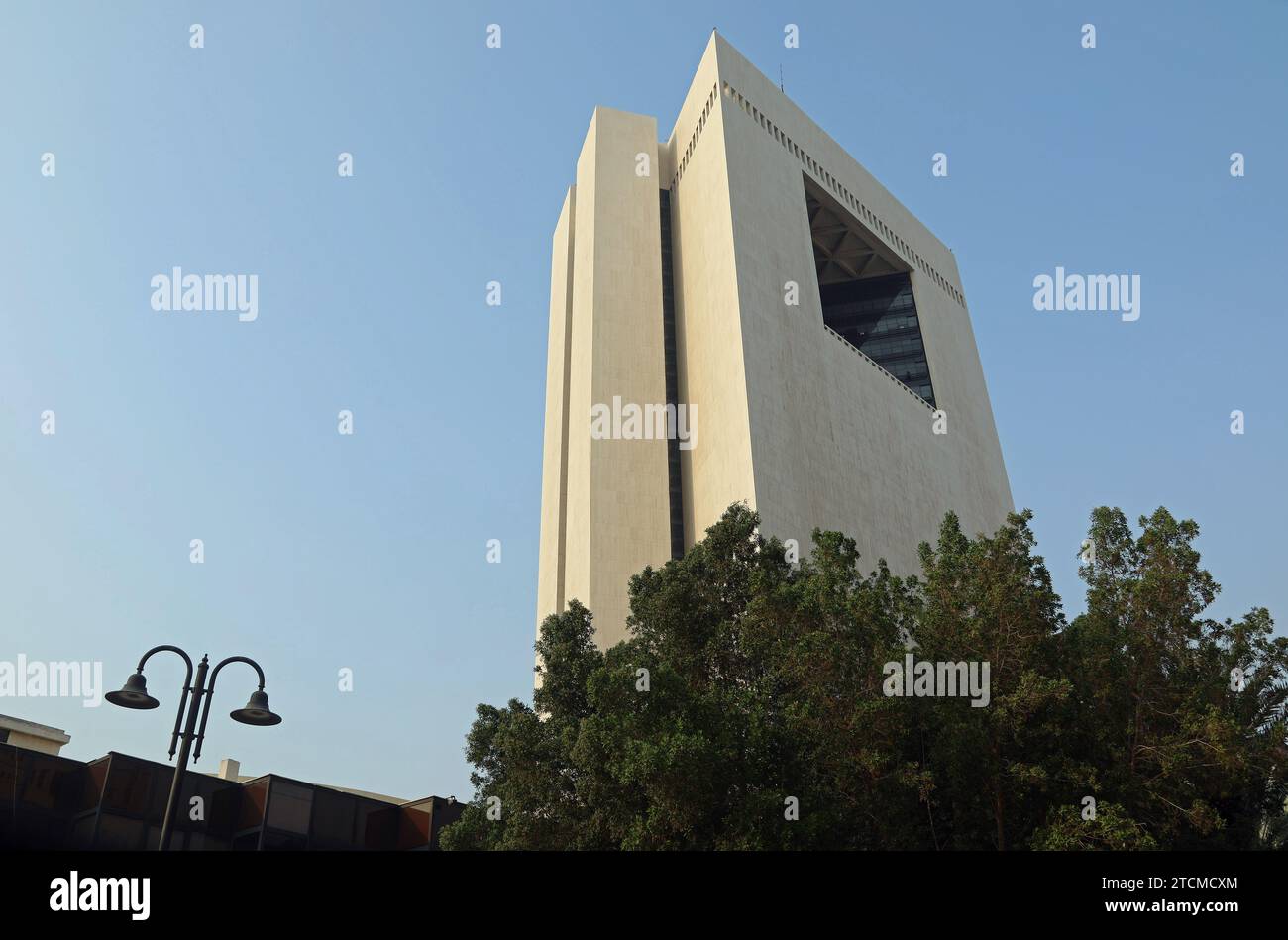 Alto e moderno edificio a Jeddah in Arabia Saudita Foto Stock
