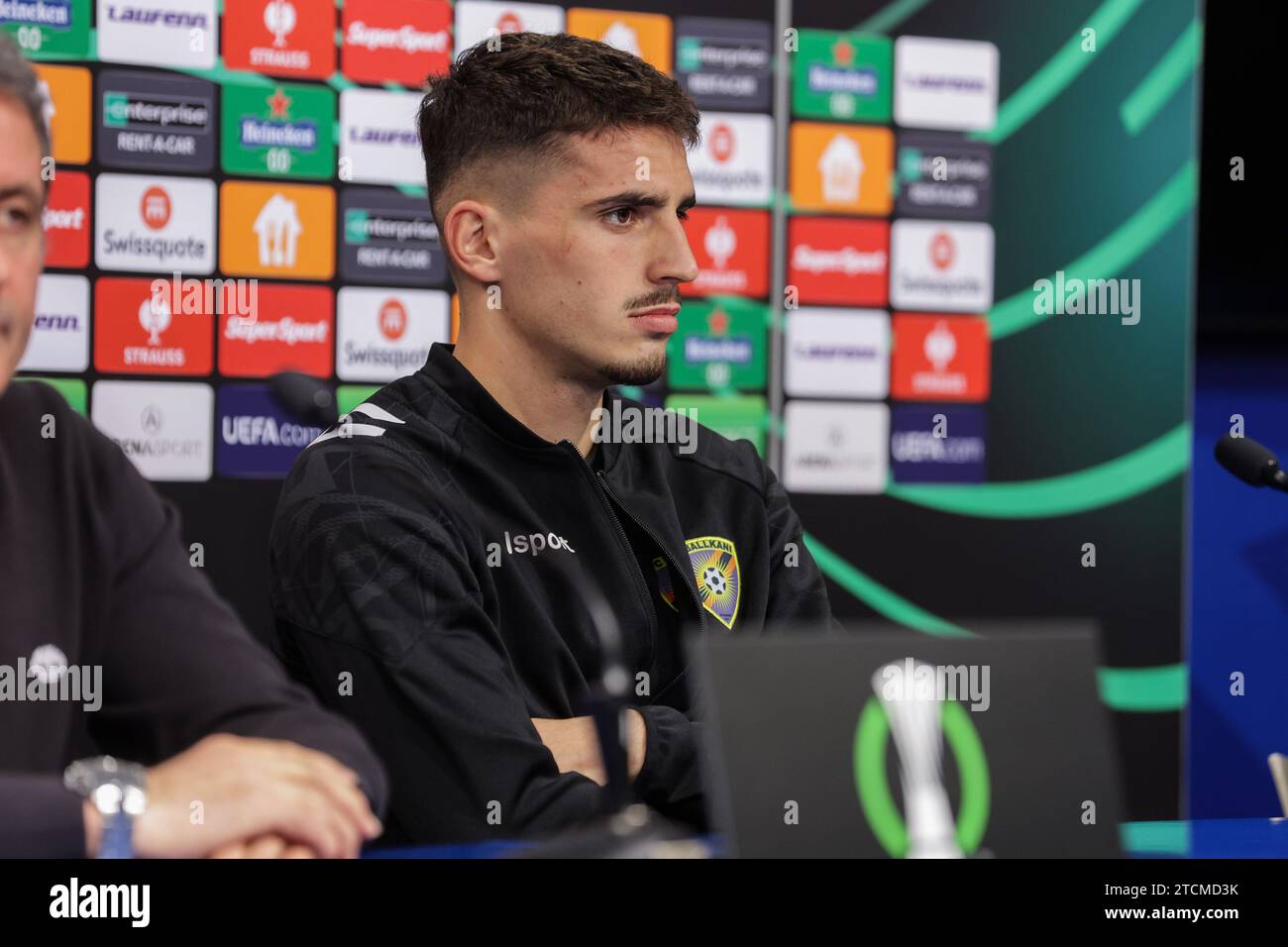 Zagabria, Croazia. 13 dicembre 2023. Il giocatore di Ballkani Ilir Daja parla in una conferenza stampa al Maksimir Stadium il 13 dicembre 2023. A Zagabria, in Croazia, prima della partita di 6 round della UEFA Conference League gorup C tra Dinamo Zagabria e FC Ballkani. Foto: Luka Stanzl/PIXSELL credito: Pixsell/Alamy Live News Foto Stock