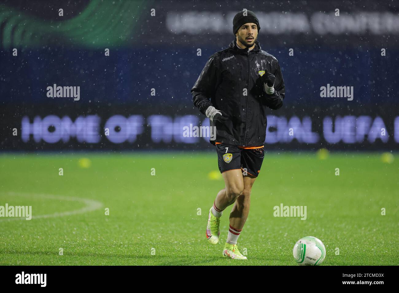 Zagabria, Croazia. 13 dicembre 2023. Walid Hamidi di Ballkani durante una sessione di allenamento al Maksimir Stadium il 13 dicembre 2023. A Zagabria, in Croazia, prima della partita di 6 round della UEFA Conference League gorup C tra Dinamo Zagabria e FC Ballkani. Foto: Luka Stanzl/PIXSELL credito: Pixsell/Alamy Live News Foto Stock