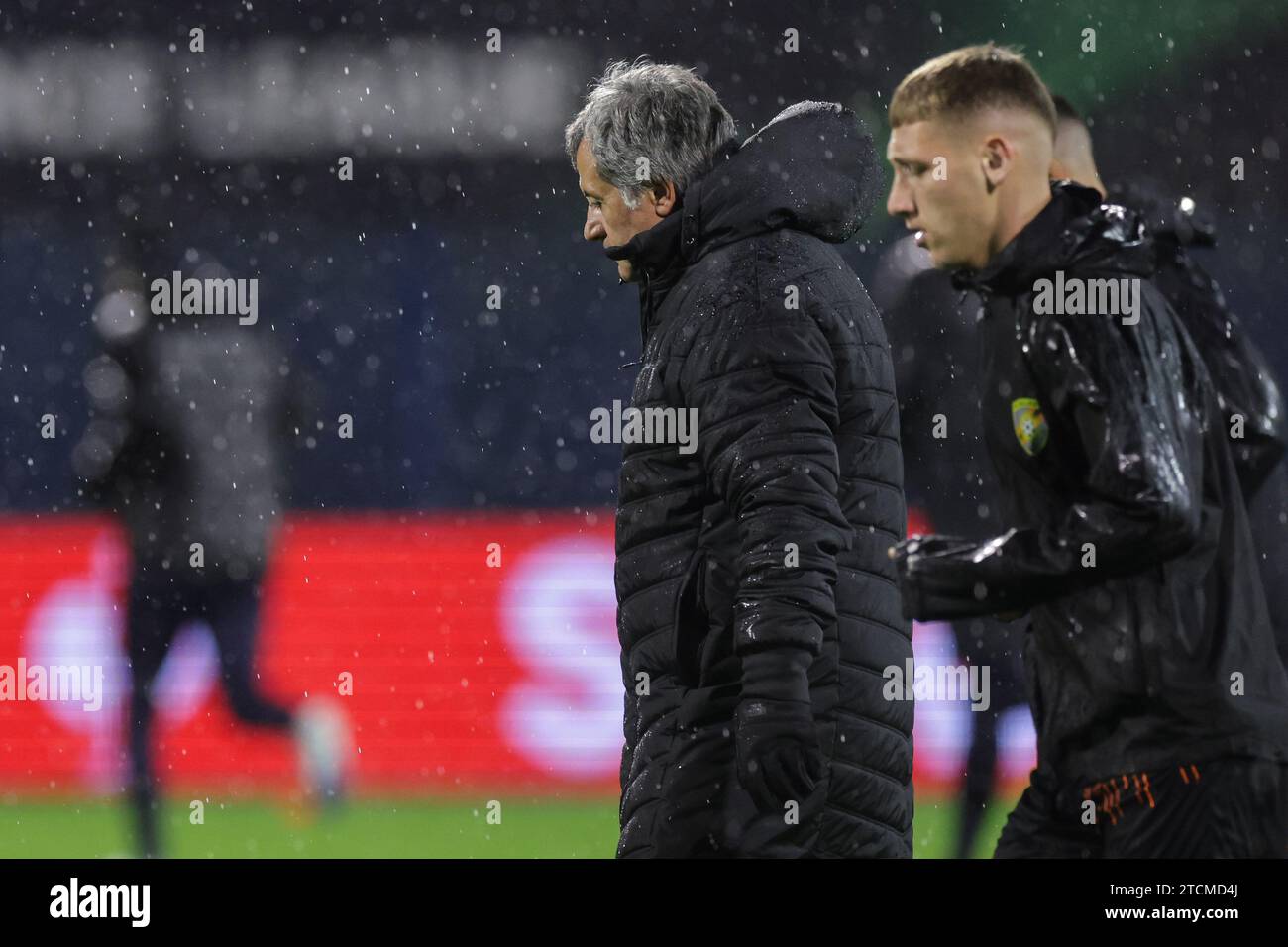 Zagabria, Croazia. 13 dicembre 2023. Capo allenatore di Ballkani Ilir Daja durante una sessione di allenamento al Maksimir Stadium il 13 dicembre 2023. A Zagabria, in Croazia, prima della partita di 6 round della UEFA Conference League gorup C tra Dinamo Zagabria e FC Ballkani. Foto: Luka Stanzl/PIXSELL credito: Pixsell/Alamy Live News Foto Stock