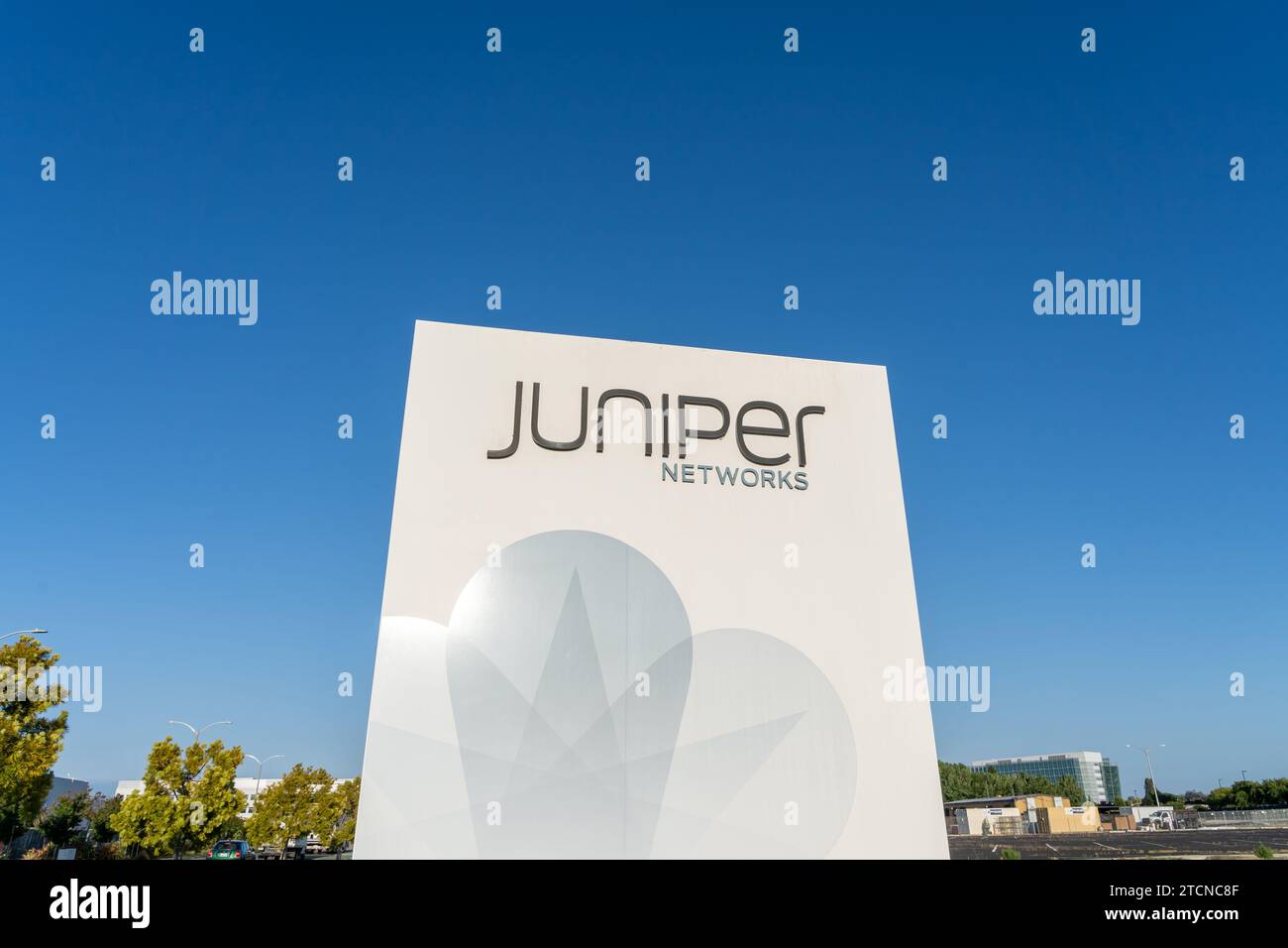 Juniper Networks firma presso la sua sede centrale a Sunnyvale, California, USA Foto Stock