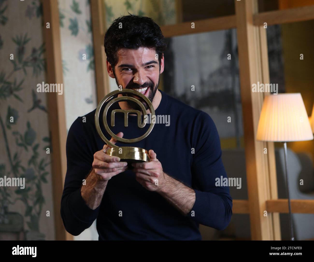 Madrid, 14/12/2016. Intervista a Miguel Ángel Muñoz, vincitore di Masterchef Celebrity. Foto: Ernesto Agudo ARCHDC. Crediti: Album / Archivo ABC / Ernesto Agudo Foto Stock