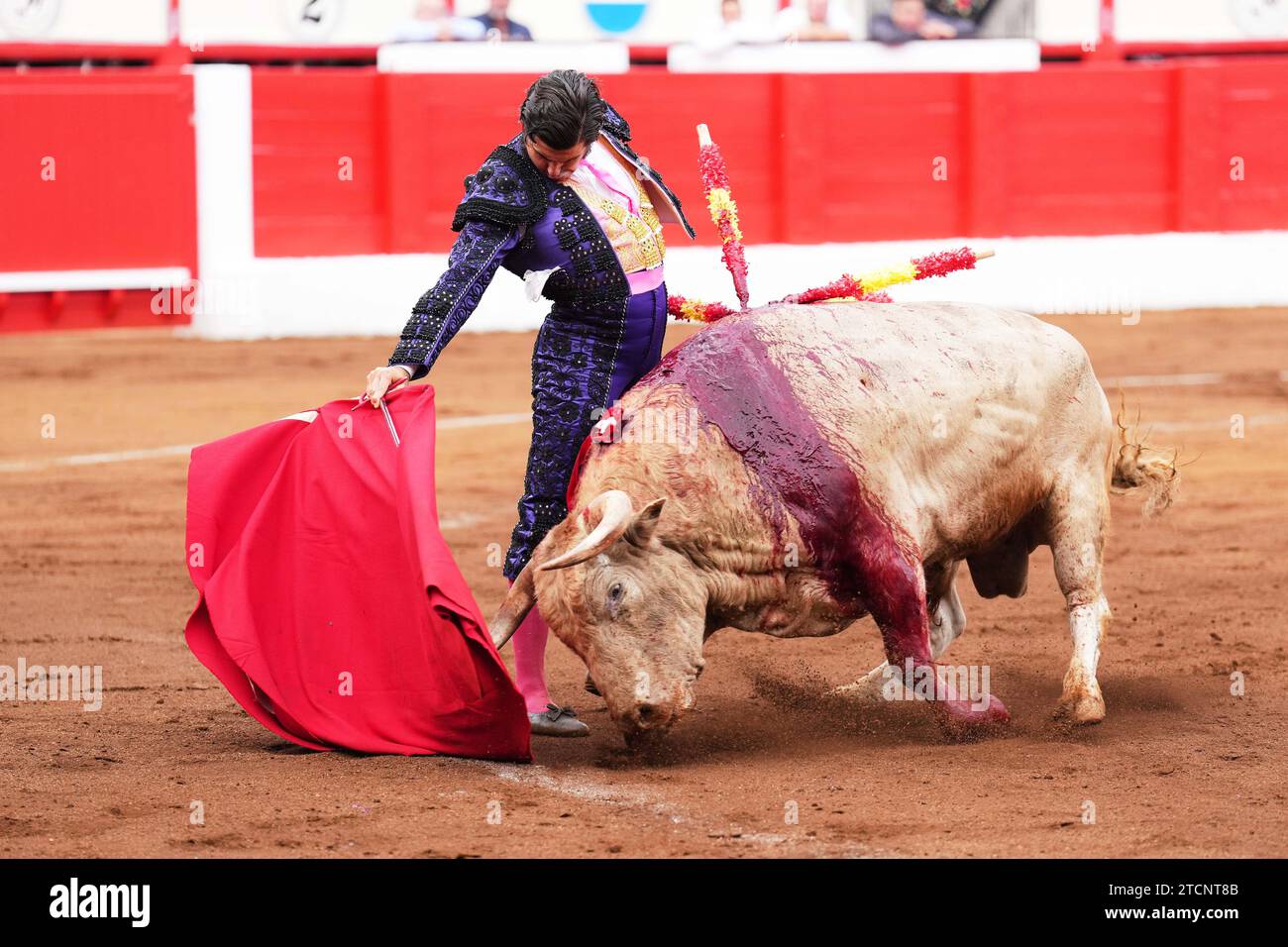 Santander, 07/25/2022. Piazza Cuatro Caminos. Morante de la Puebla con la mano destra al quarto lanciatore. Foto: Juan Manuel Serrano Arce. Crediti: Album / Archivo ABC / Juan Manuel Serrano Arce Foto Stock