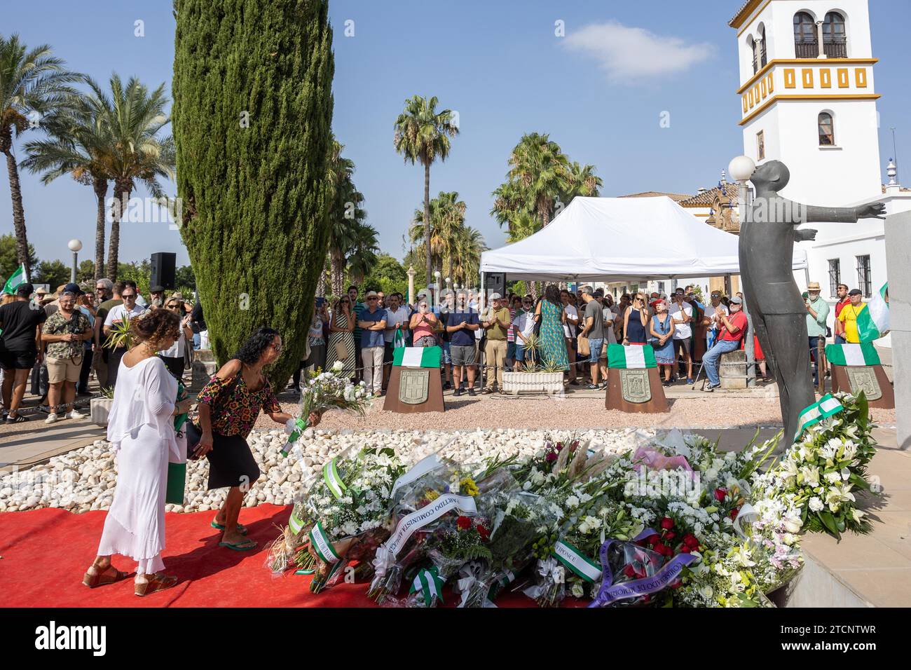 Siviglia, 10/08/2022. La Fondazione Blas Infante organizza l'evento per il 86° anniversario dell'omicidio di Blas Infante. Al km 4 dell'autostrada di Siviglia (Carmona). Foto: Vanessa Gómez. ARCHSEV. Crediti: Album / Archivo ABC / Vanessa Gómez Foto Stock