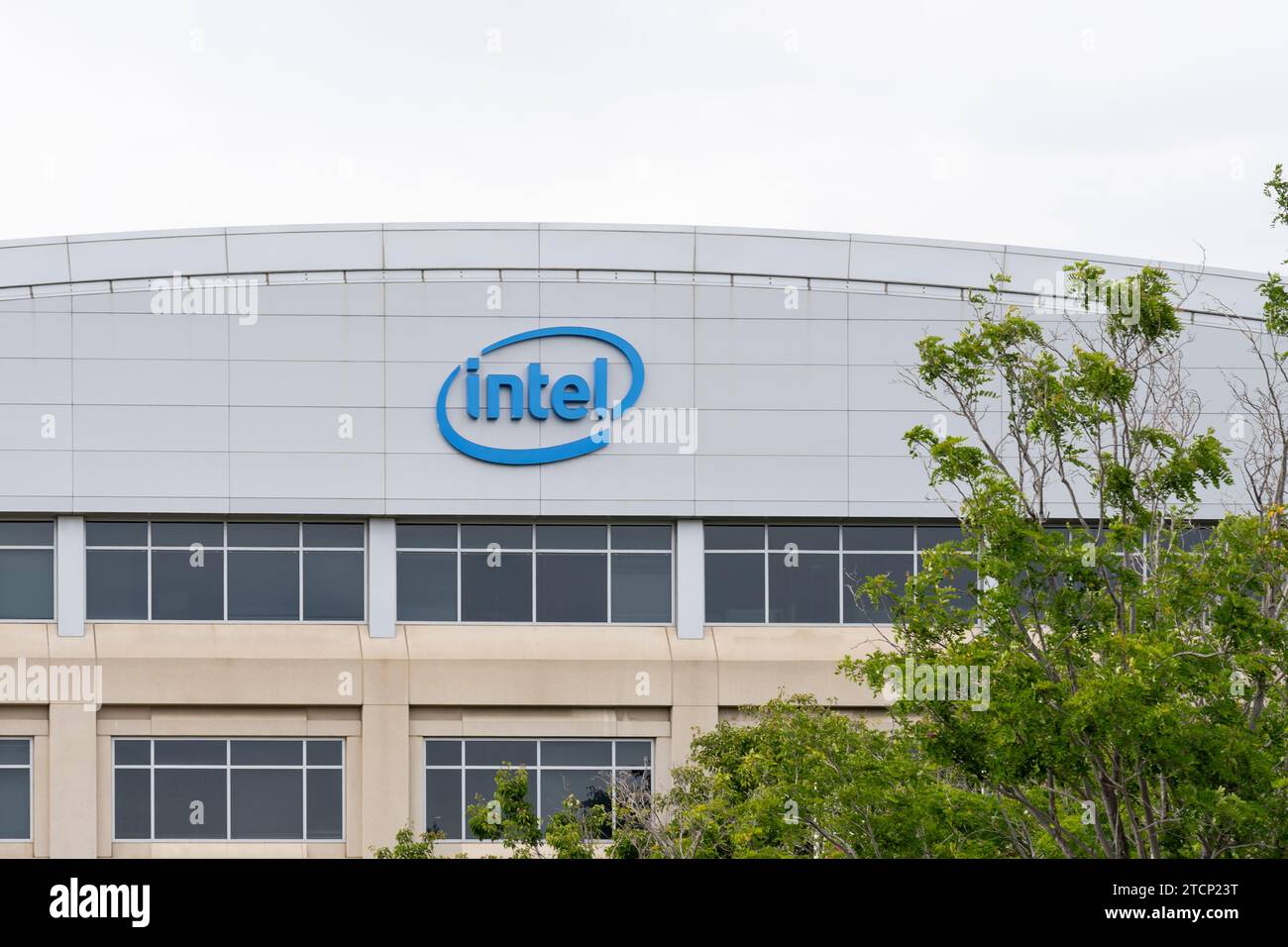 Edificio per uffici Intel nella Silicon Valley, Santa Clara, California, USA Foto Stock