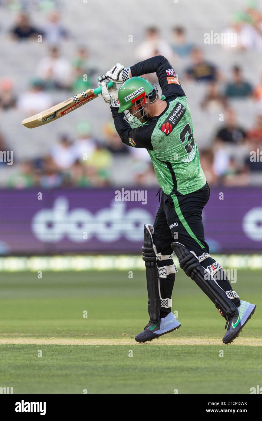 Melbourne, Australia. 13 dicembre 2023. Il giocatore dei Melbourne Stars Thomas Rogers batte durante la partita KFC Big Bash League (BBL13) T20 tra Melbourne Stars e Perth Scorchers al Melbourne Cricket Ground. Credito: Santanu Banik/Alamy Live News Foto Stock