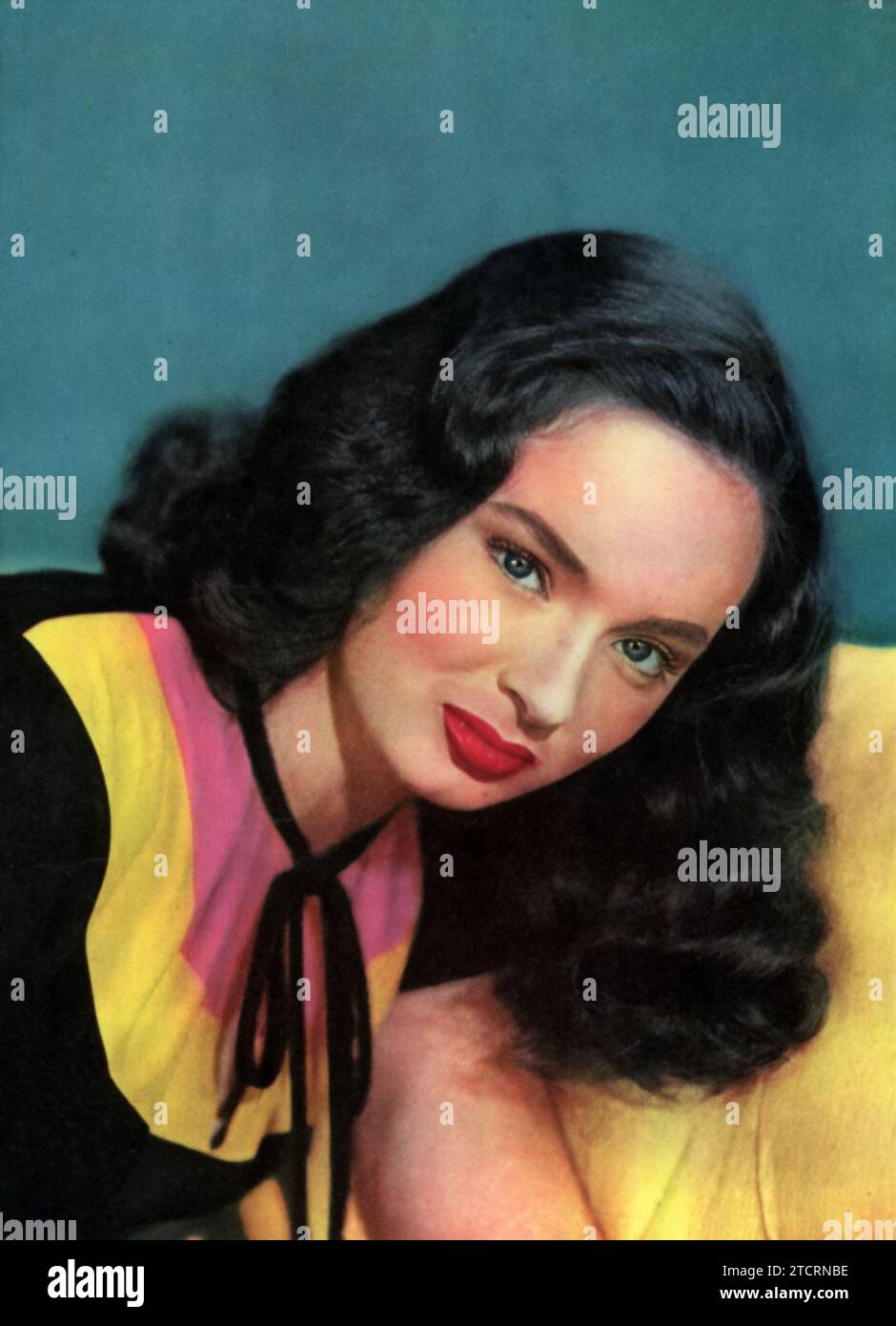 Ritratto di Ann Blyth, nata il 16 agosto 1928. L'attrice, con la sua accattivante presenza, è meglio conosciuta per il suo ruolo in 'Mildred Pierce' (1945). Nel film, ha presentato una performance avvincente che ha mostrato la sua profondità e portata, assicurandosi il suo posto di icona di Hollywood. Foto Stock