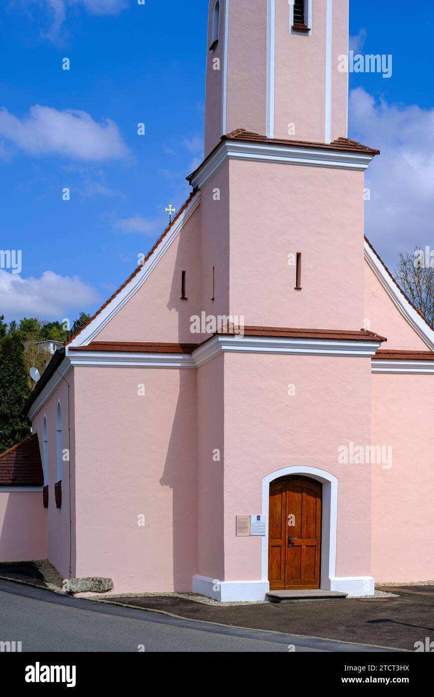 Cappella dell'assunzione, chiesa del villaggio di Lauterach, Munderkingen, Swabian Alb, Baden-Württemberg, Germania. Foto Stock