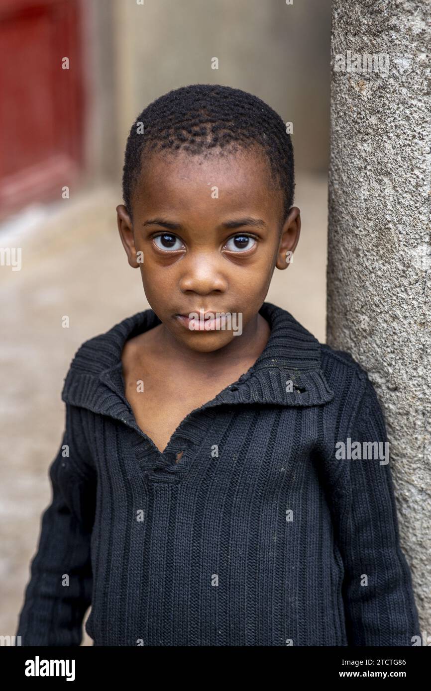Bambino a Bukavu, RDC Foto Stock