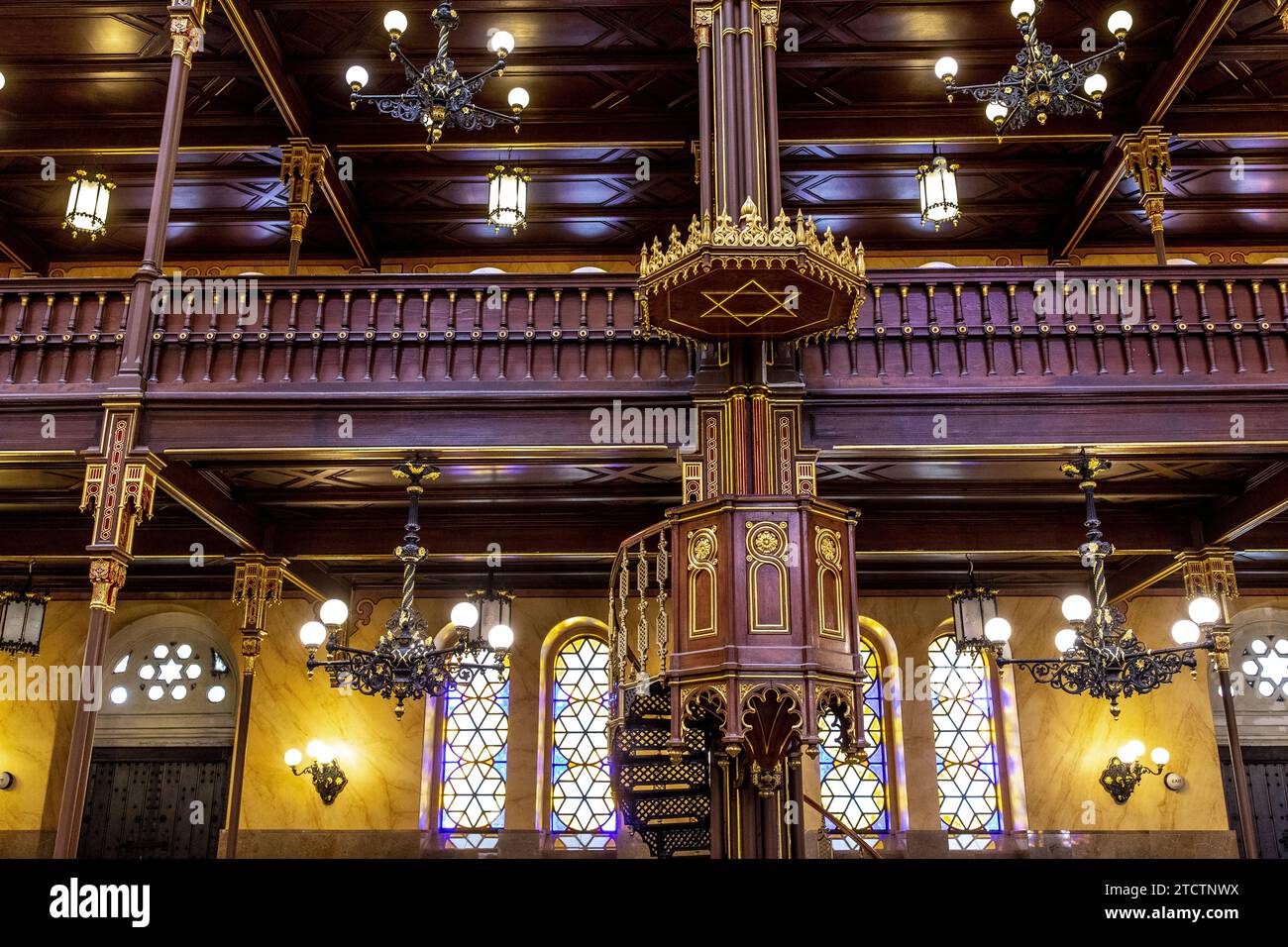 Grande sinagoga di Budapest, Ungheria. Pulpito Foto Stock