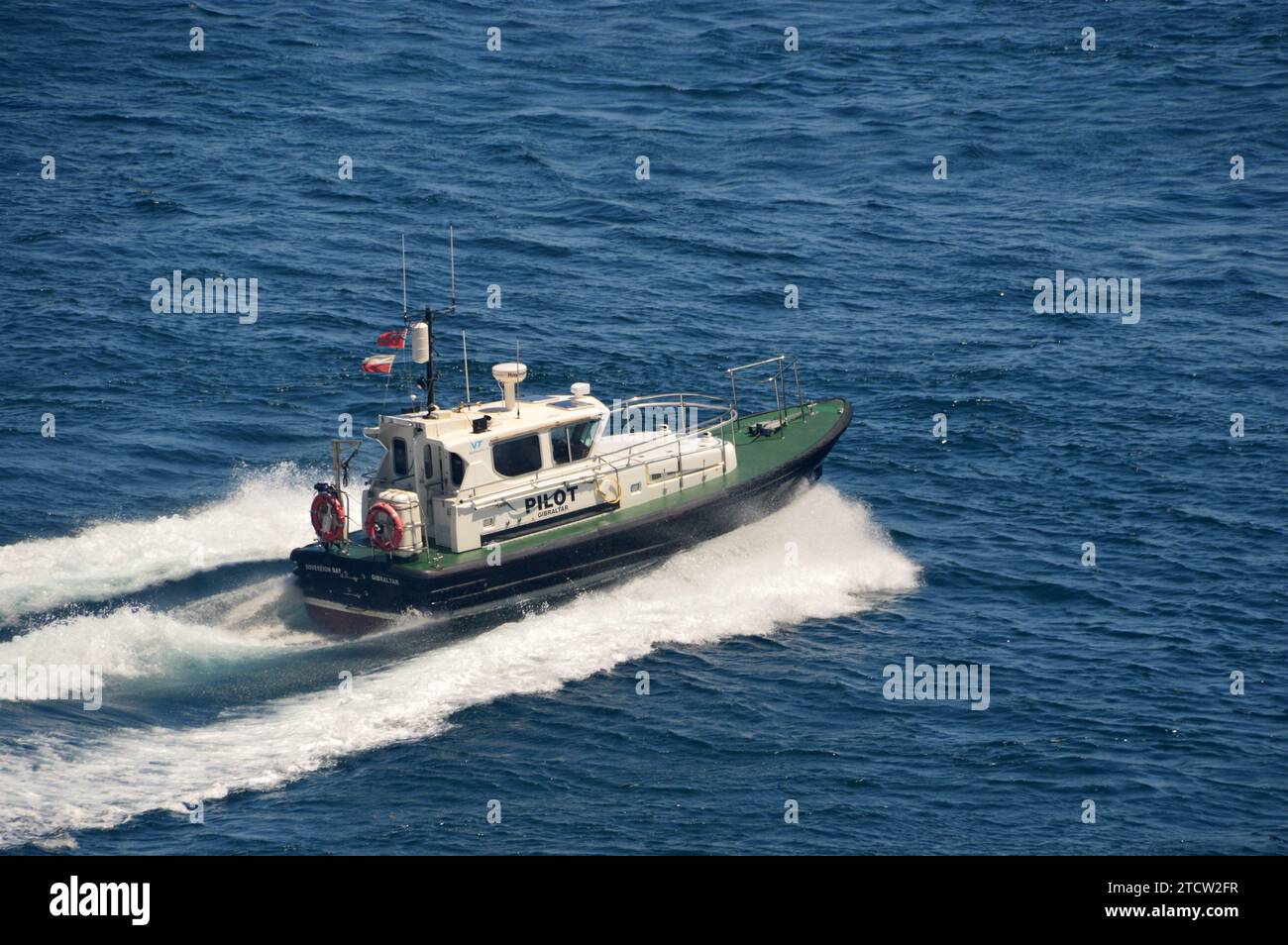 ''Sovereign Bay'' una barca pilota Halmatic 35 gestita dalla Pilot Boats Gibraltar Limited nella Baia di Gibilterra, BTO, Spagna, UE. Foto Stock