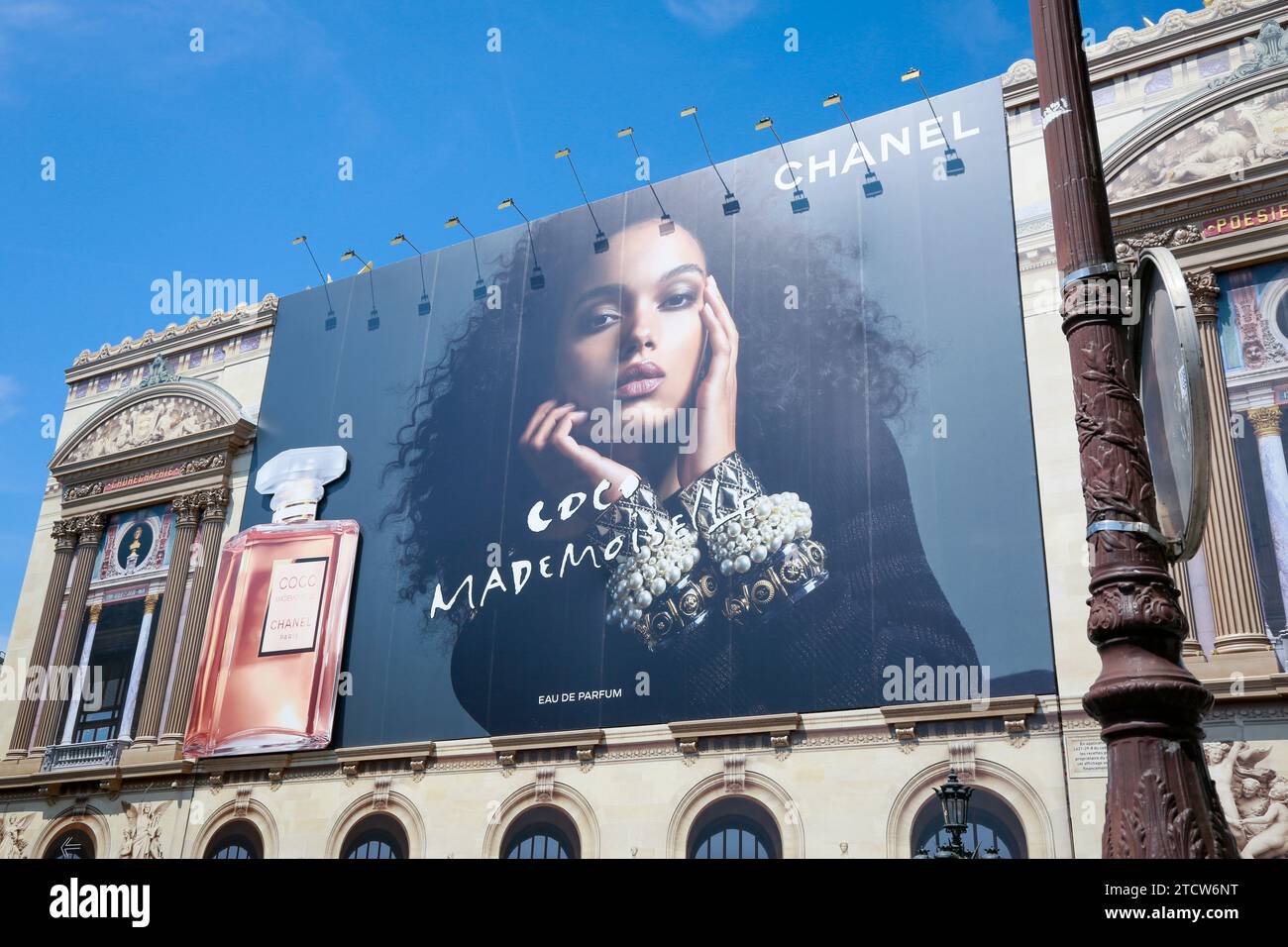 Opera Garnier, simbolo di Parigi in una giornata di sole, Parigi, Francia Foto Stock