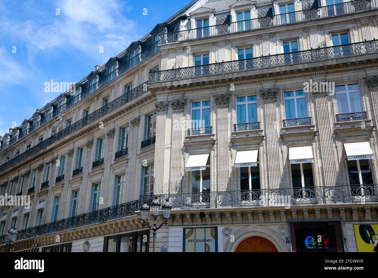 Opera Garnier, simbolo di Parigi in una giornata di sole, Parigi, Francia Foto Stock