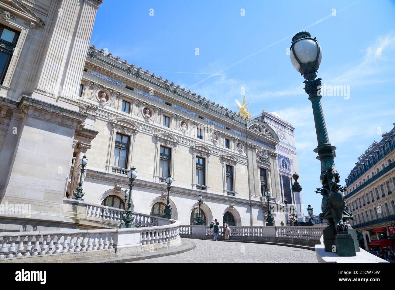 Opera Garnier, simbolo di Parigi in una giornata di sole, Parigi, Francia Foto Stock