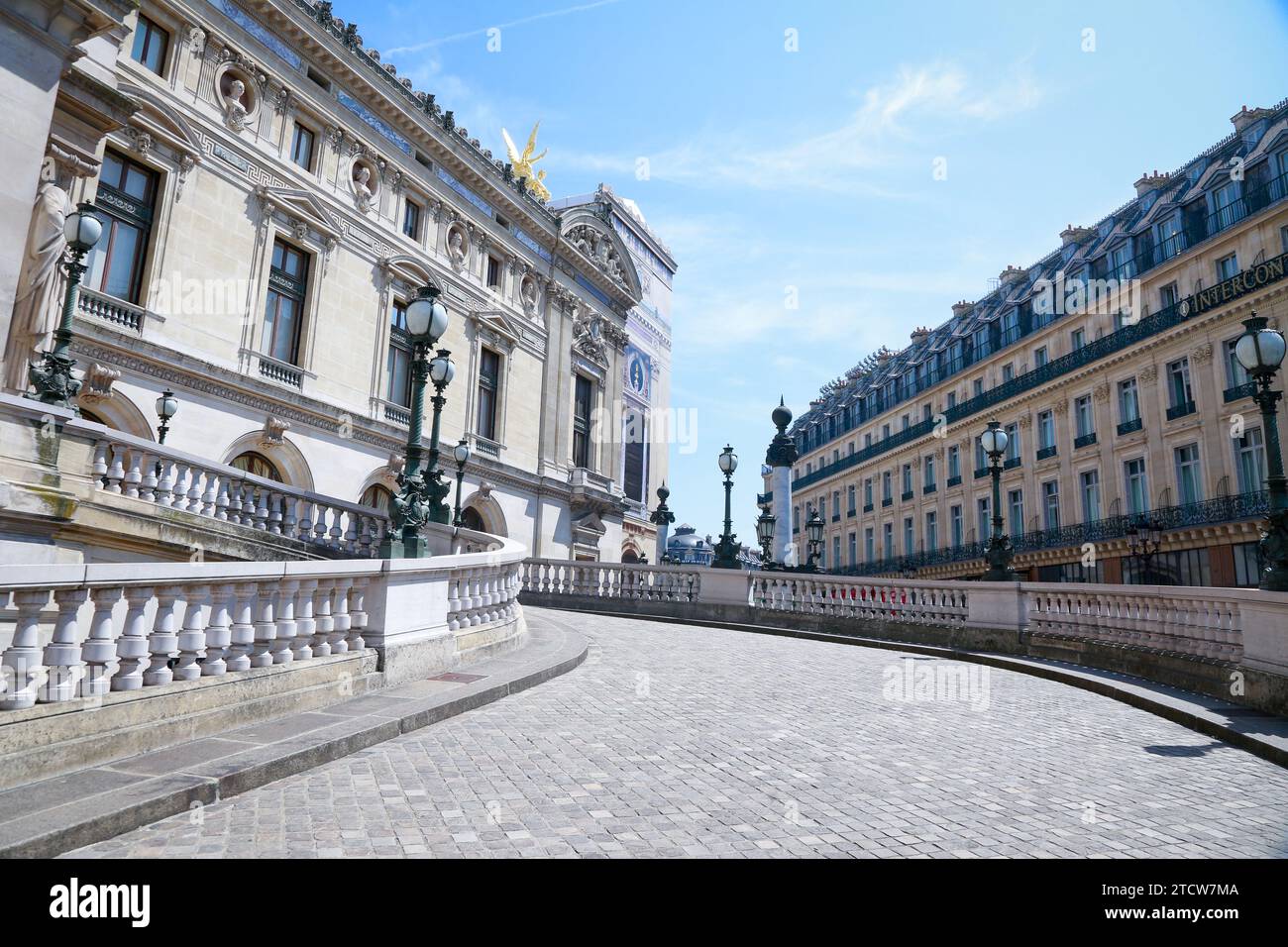 Opera Garnier, simbolo di Parigi in una giornata di sole, Parigi, Francia Foto Stock