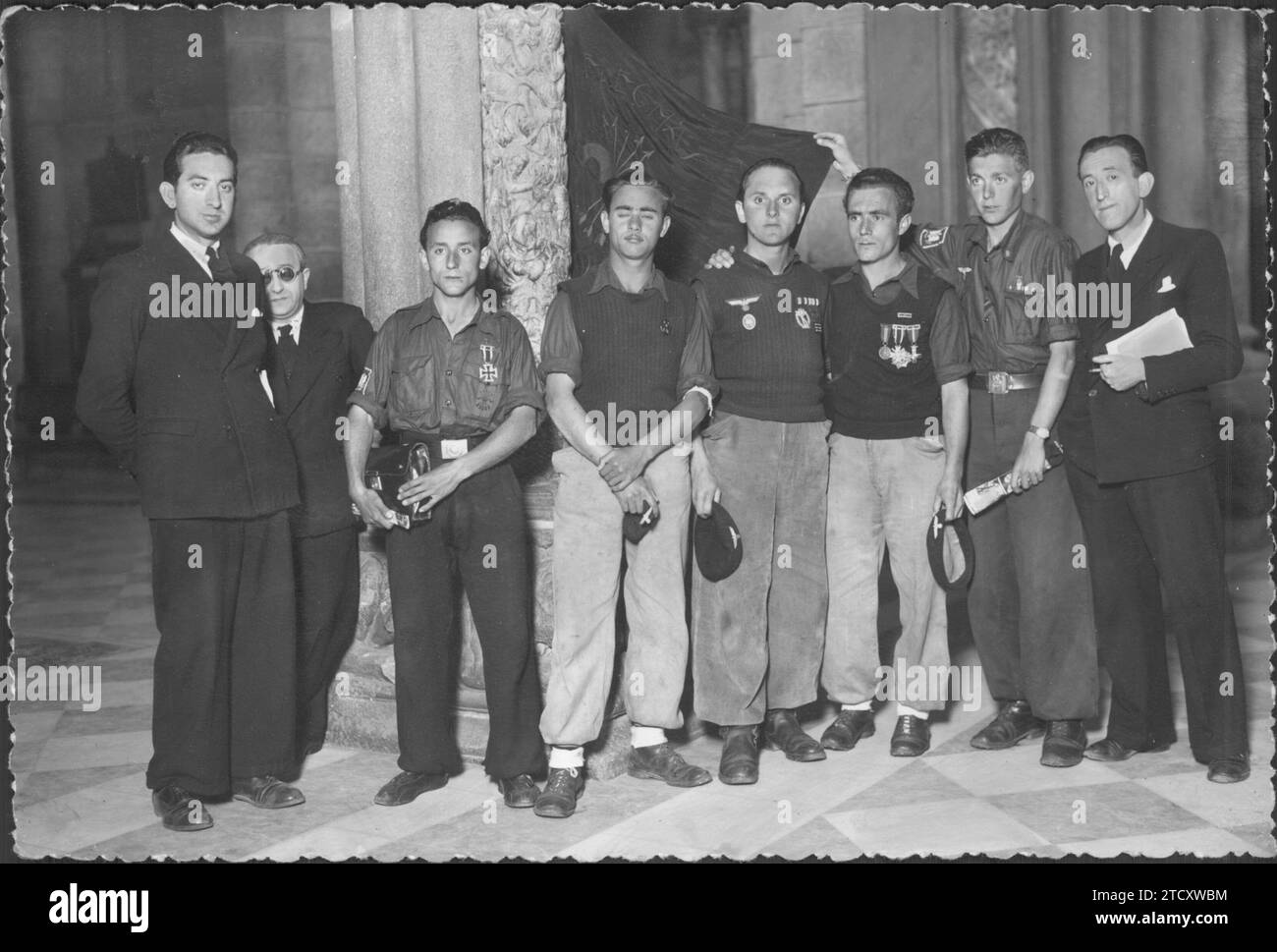 03/31/1943. Un gruppo di volontari della divisione blu arrivati a piedi da Segovia per vincere il giubileo dell'anno Santo. Crediti: Album / Archivo ABC / Ksado Foto Stock