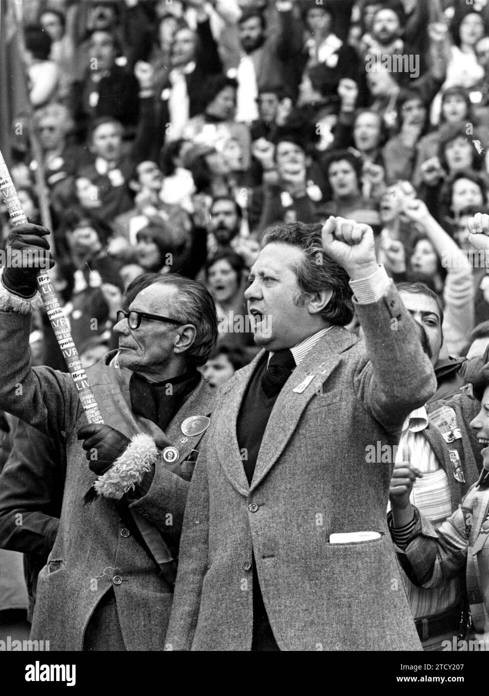 04/09/1976. Mario Soares a una manifestazione del partito socialista portoghese. Crediti: Album / Archivo ABC / Teodoro Naranjo Domínguez Foto Stock