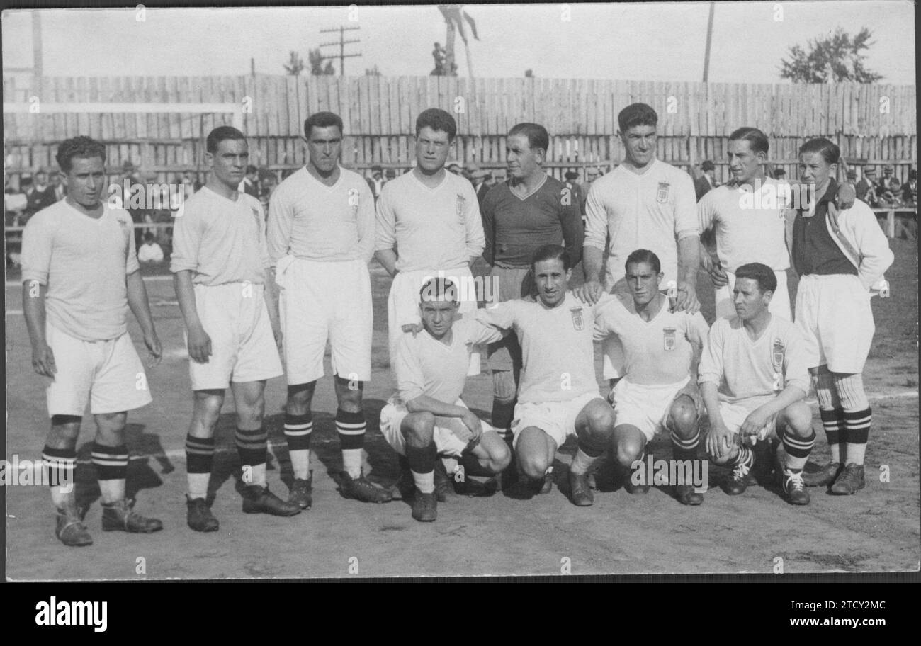 12/31/1928. Il Real Oviedo prima di giocare la partita contro il club di Gijón, pareggiando 1-1 e proclamandosi secondi classificati nelle Asturie. Crediti: Album / Archivo ABC / Mena Foto Stock