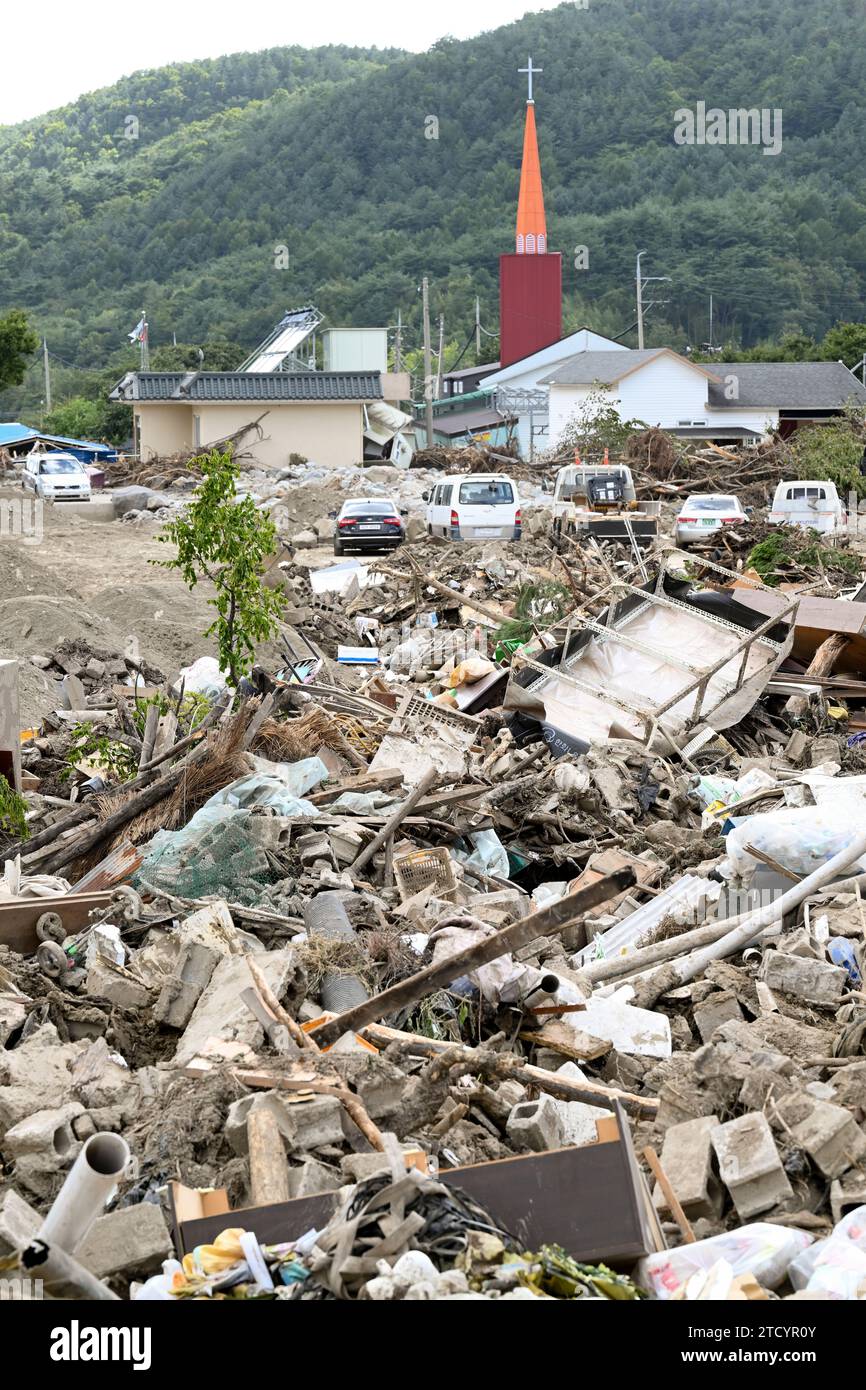 Scenario del villaggio danneggiato dal tifone Hinnamno che colpì Gyeongju, Pohang, Corea nel settembre 2022 Foto Stock