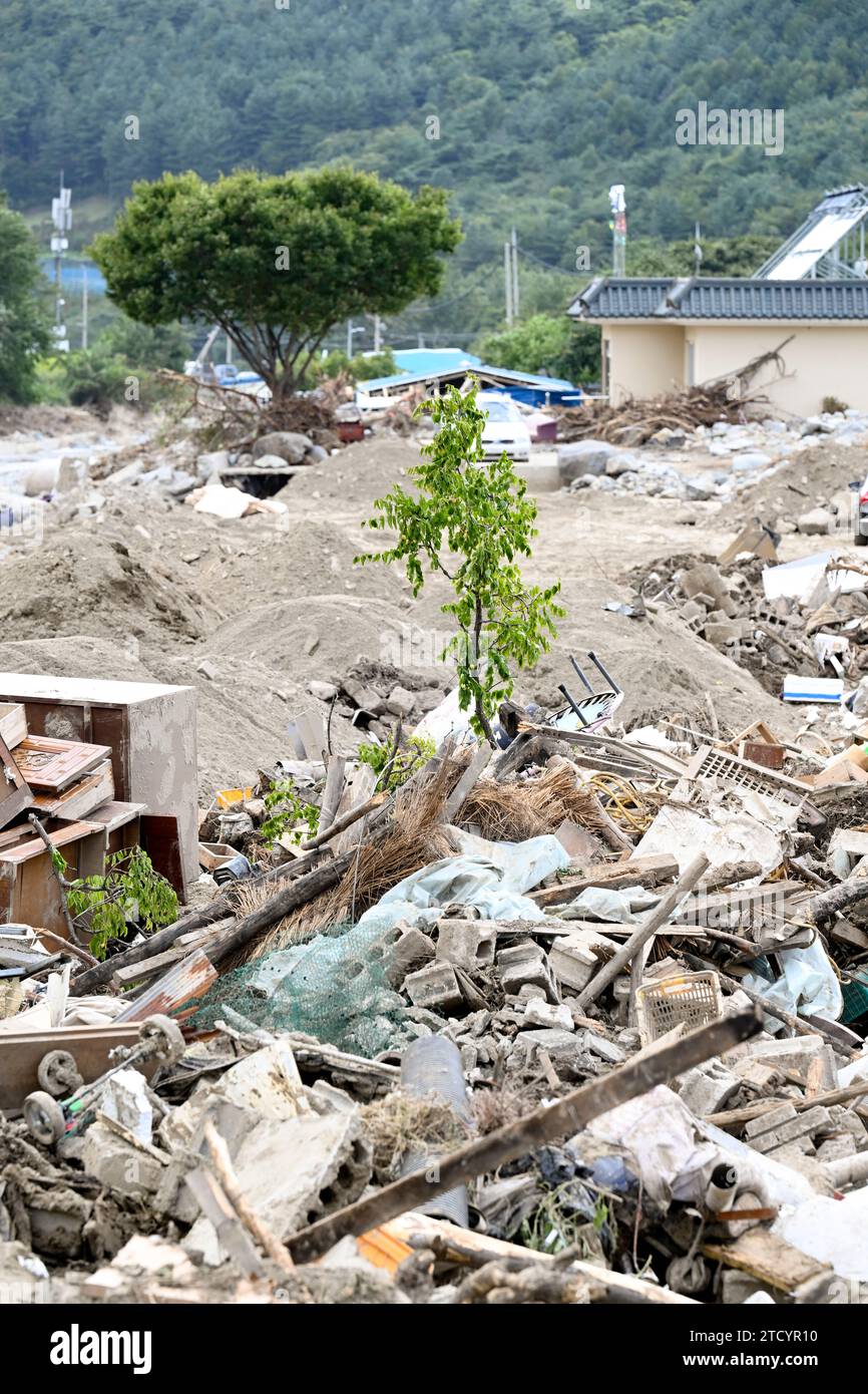 Scenario del villaggio danneggiato dal tifone Hinnamno che colpì Gyeongju, Pohang, Corea nel settembre 2022 Foto Stock