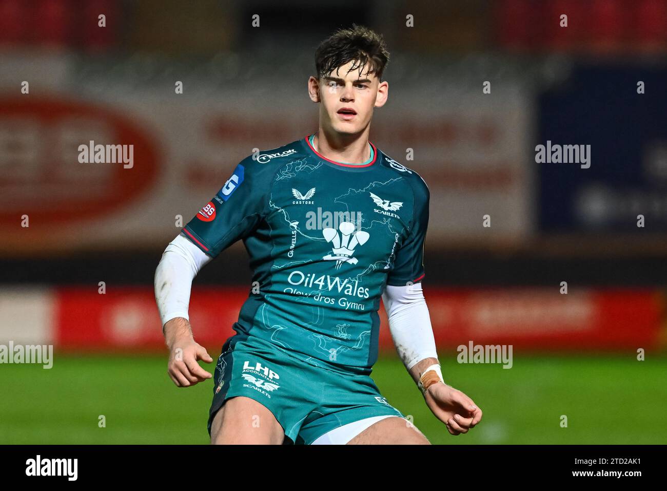 Eddie James degli Scarlets durante la partita della European Rugby Challenge Cup Llanelli Scarlets vs Black Lion al Parc y Scarlets, Llanelli, Regno Unito, 15 dicembre 2023 (foto di Craig Thomas/News Images) Foto Stock