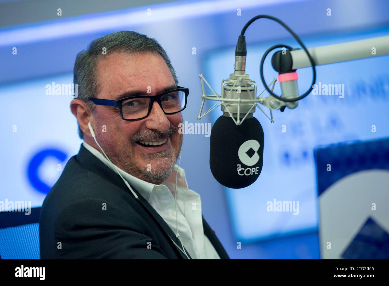 Madrid, 13/02/2017. La rete COPE ha celebrato la giornata mondiale della radio riunendo, in Herrera en la COPE, di Carlos Herrera, tre personaggi storici delle trasmissioni radiofoniche spagnole: Luis del Olmo, José María García e Iñaki Gabilondo. Foto: Ignacio Gil ARCHDC. Crediti: Album / Archivo ABC / Ignacio Gil Foto Stock