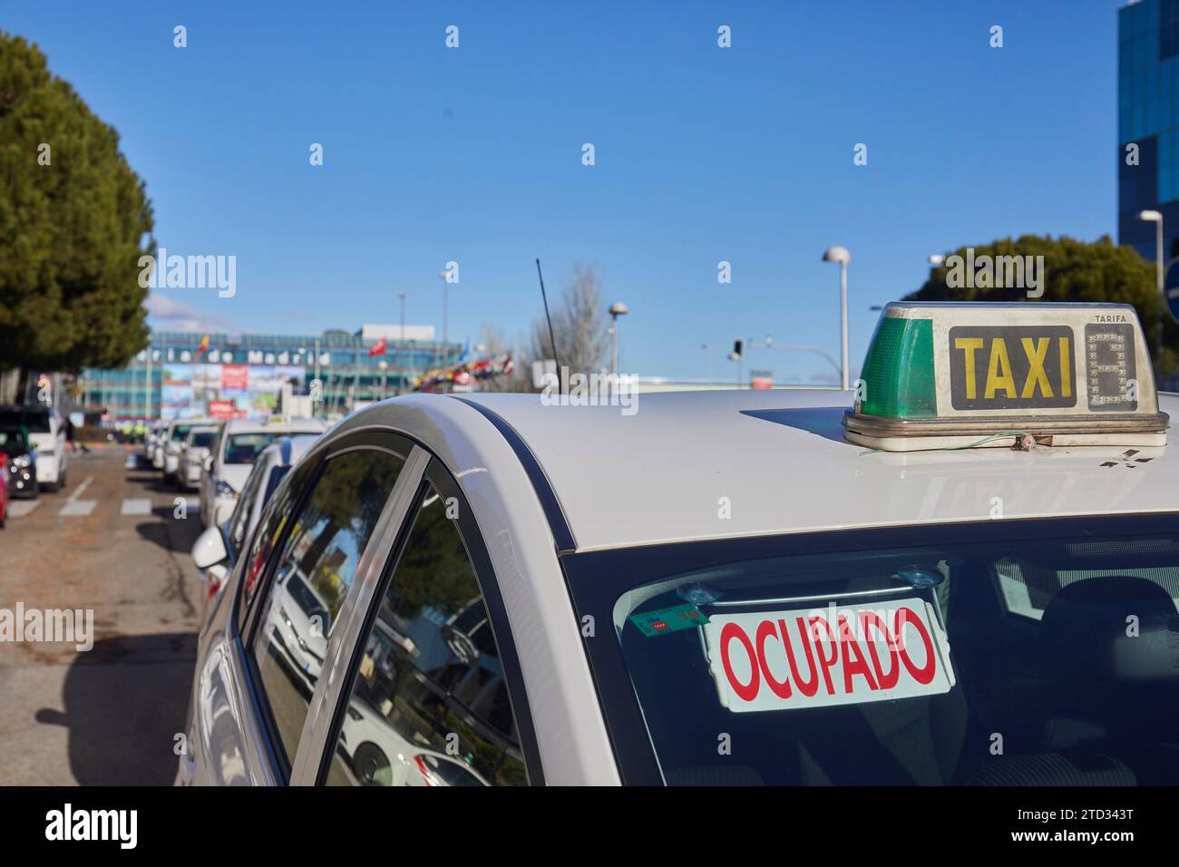 01/21/2016. Madrid, 21/01/2019. Sciopero dei taxi a Madrid. I taxi hanno bloccato tutte le strade di accesso a Ifema, tranne la corsia di emergenza. Foto: Guillermo Navarro ARCHDC. Crediti: Album / Archivo ABC / Guillermo Navarro Foto Stock