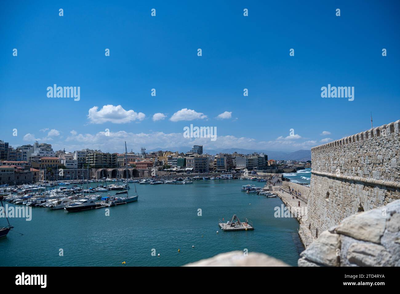 Porto di Heraklion nell'estate del 2023 agosto Foto Stock