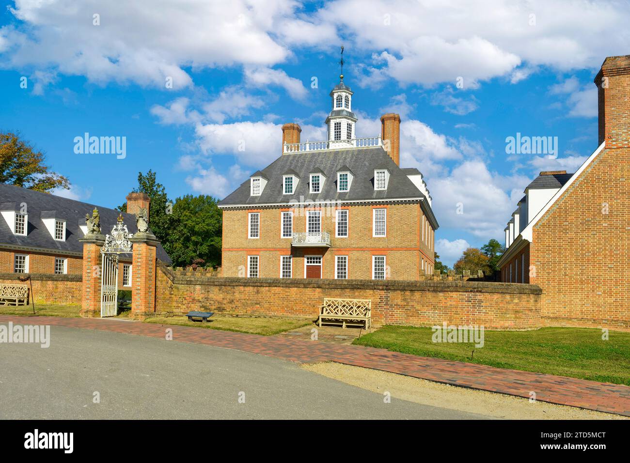 Il Palazzo del Governatore nel quartiere coloniale di Willamsburg, Virginia Foto Stock