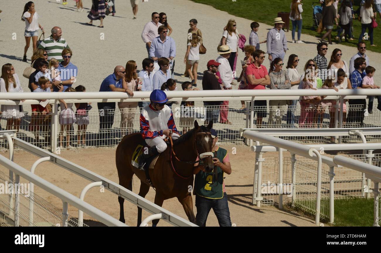 Madrid 09/27/2015 giornata di corse all'ippodromo di Zarzuela ARCHDC foto di Maya Balanya. Crediti: Album / Archivo ABC / Maya Balanya Foto Stock