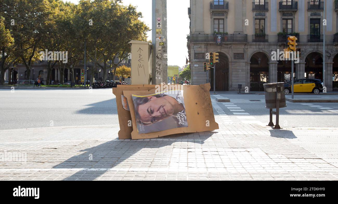 Barcellona, 09/28/2015. Manifesti elettorali dopo le elezioni regionali in Catalogna. Foto: Ignacio Gil ARCHDC. Crediti: Album / Archivo ABC / Ignacio Gil Foto Stock