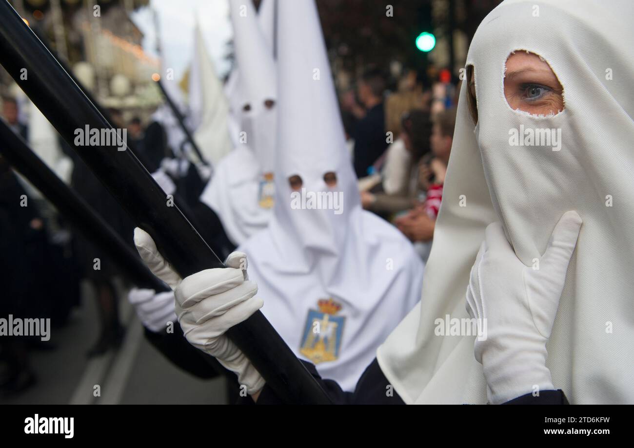 Alcalá de Henares (Madrid), 04/03/2015. Settimana Santa, venerdì Santo. Processione della Vergine incoronata della solitudine. Foto: Di San Bernardo Archdc. Crediti: Album / Archivo ABC / Eduardo San Bernardo Foto Stock