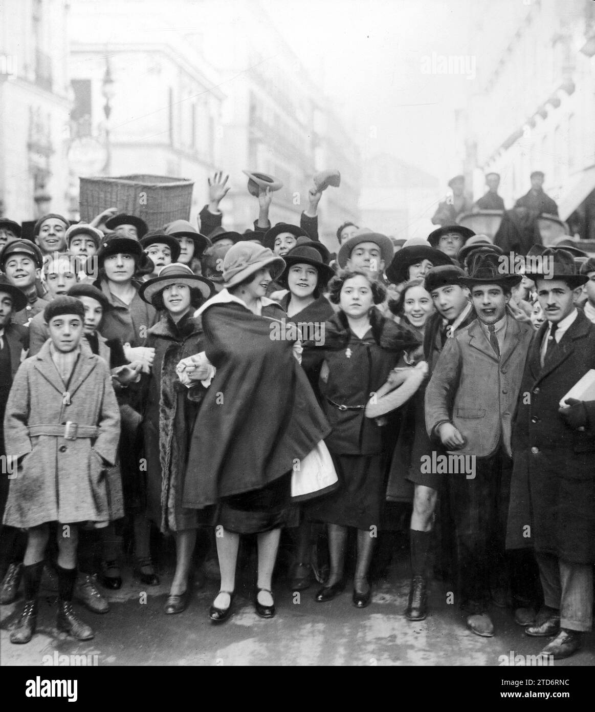 11/16/1922. Madrid. Dimostrazioni studentesche. Studenti del conservatorio che manifestano in Arenal Street. Crediti: Album / Archivo ABC / Julio Duque Foto Stock