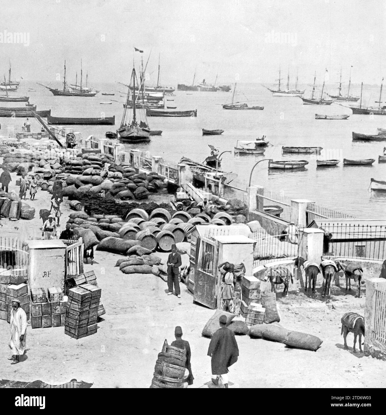 09/30/1911. Dalla guerra italo-turca. - comparsa parziale del molo e del porto di tripoli nei giorni precedenti lo scoppio delle ostilità. Crediti: Album / Archivo ABC / Charles Trampus Foto Stock